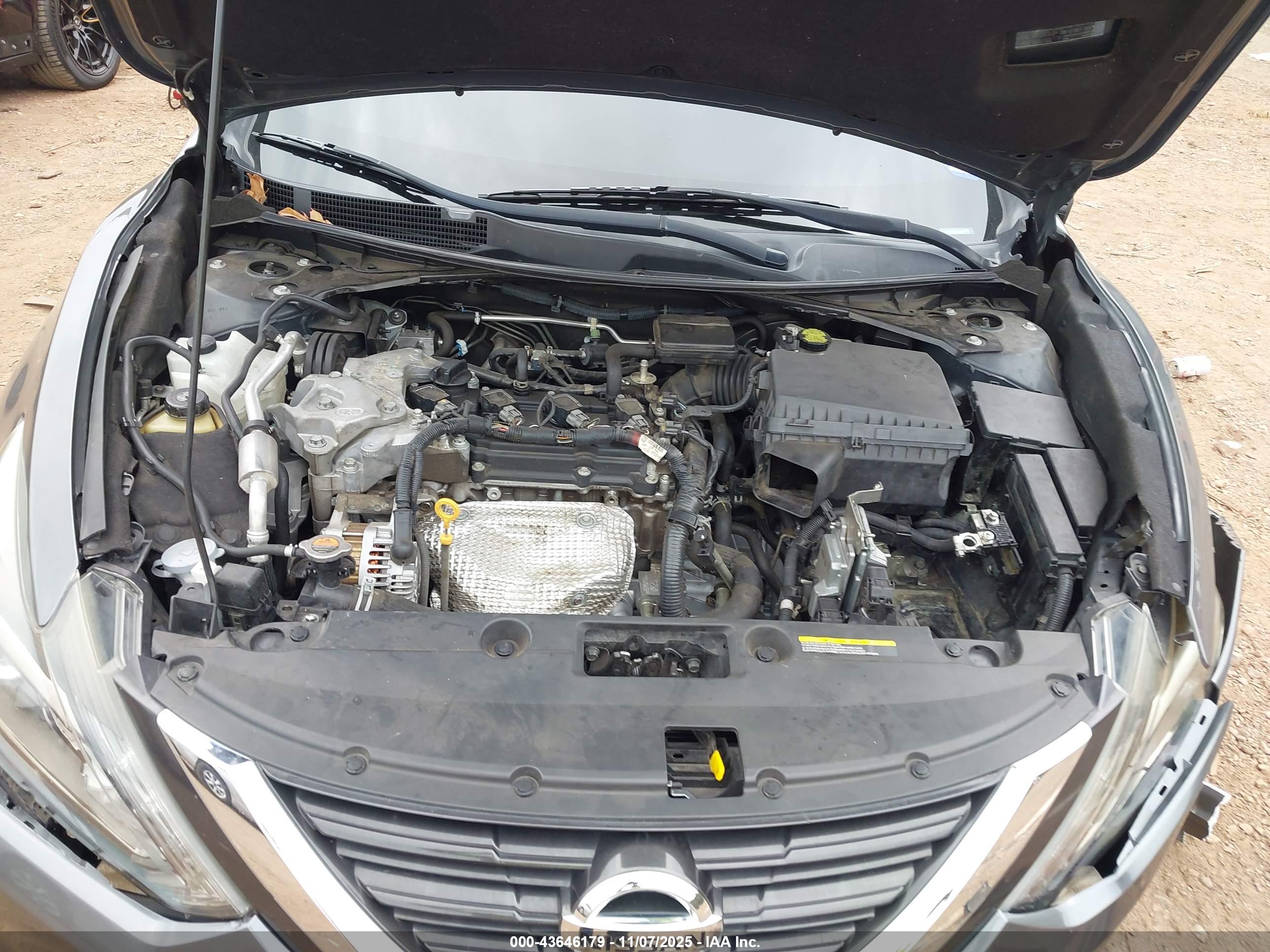 NISSAN ALTIMA image 10