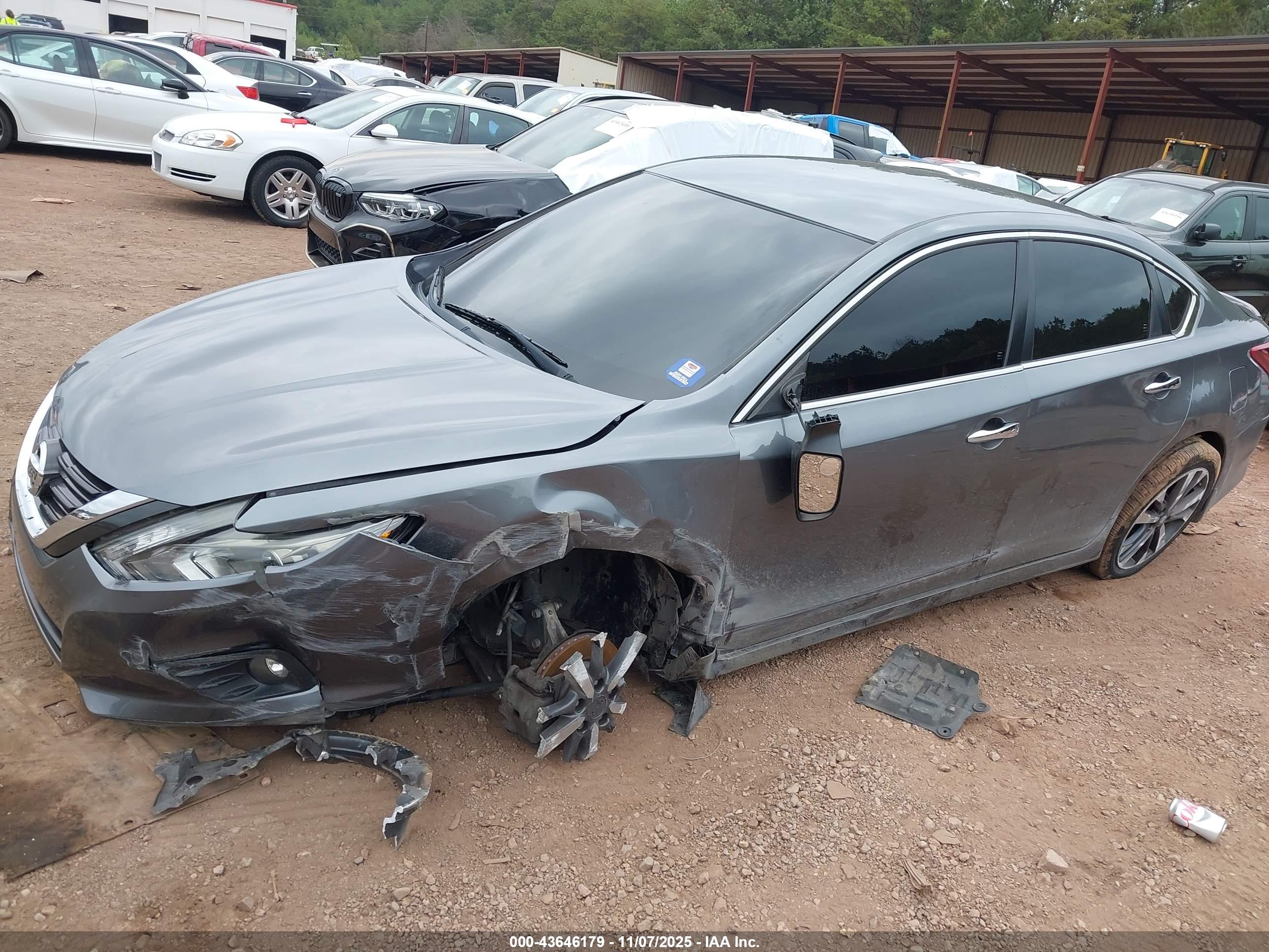 NISSAN ALTIMA image 6