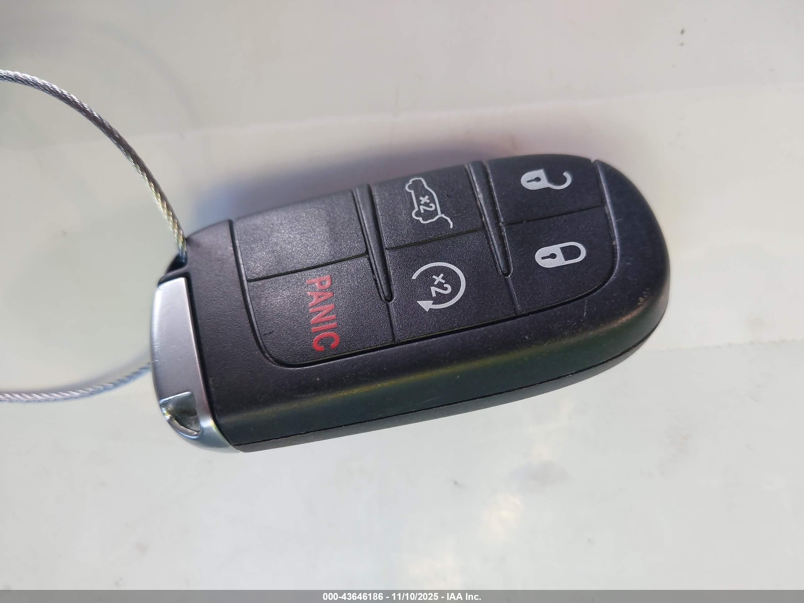 JEEP GRAND image 11