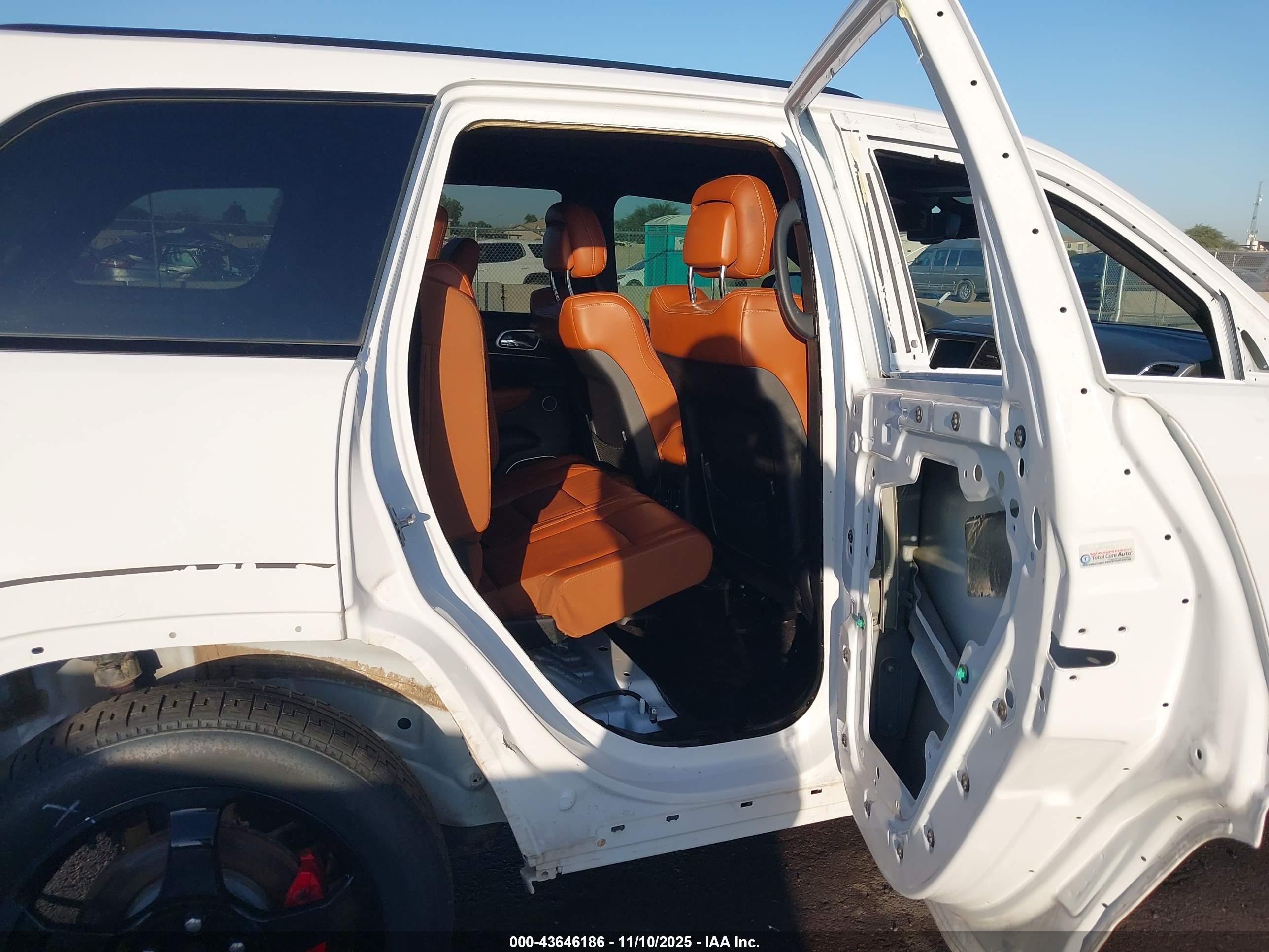 JEEP GRAND image 8