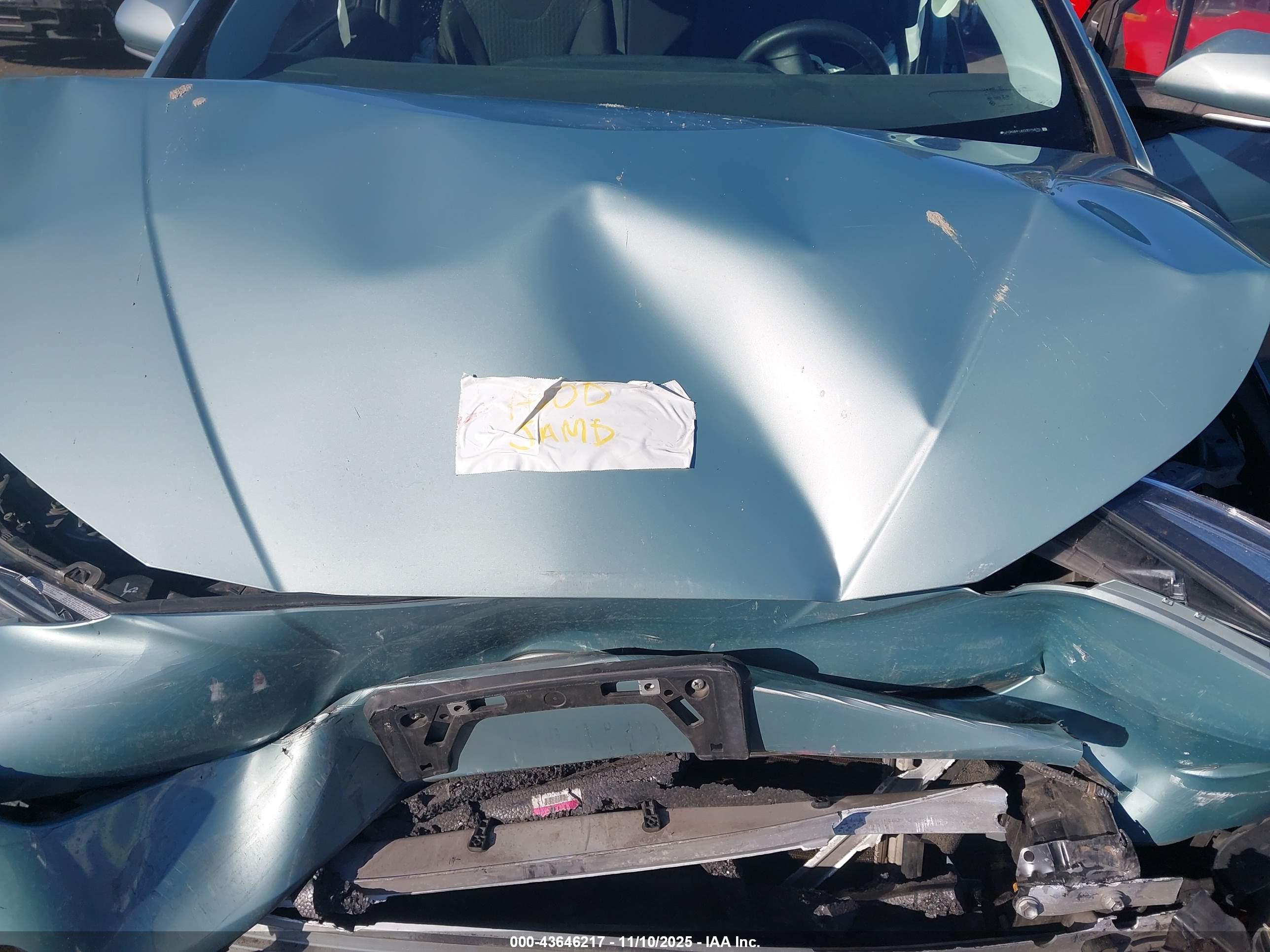 TOYOTA PRIUS image 10