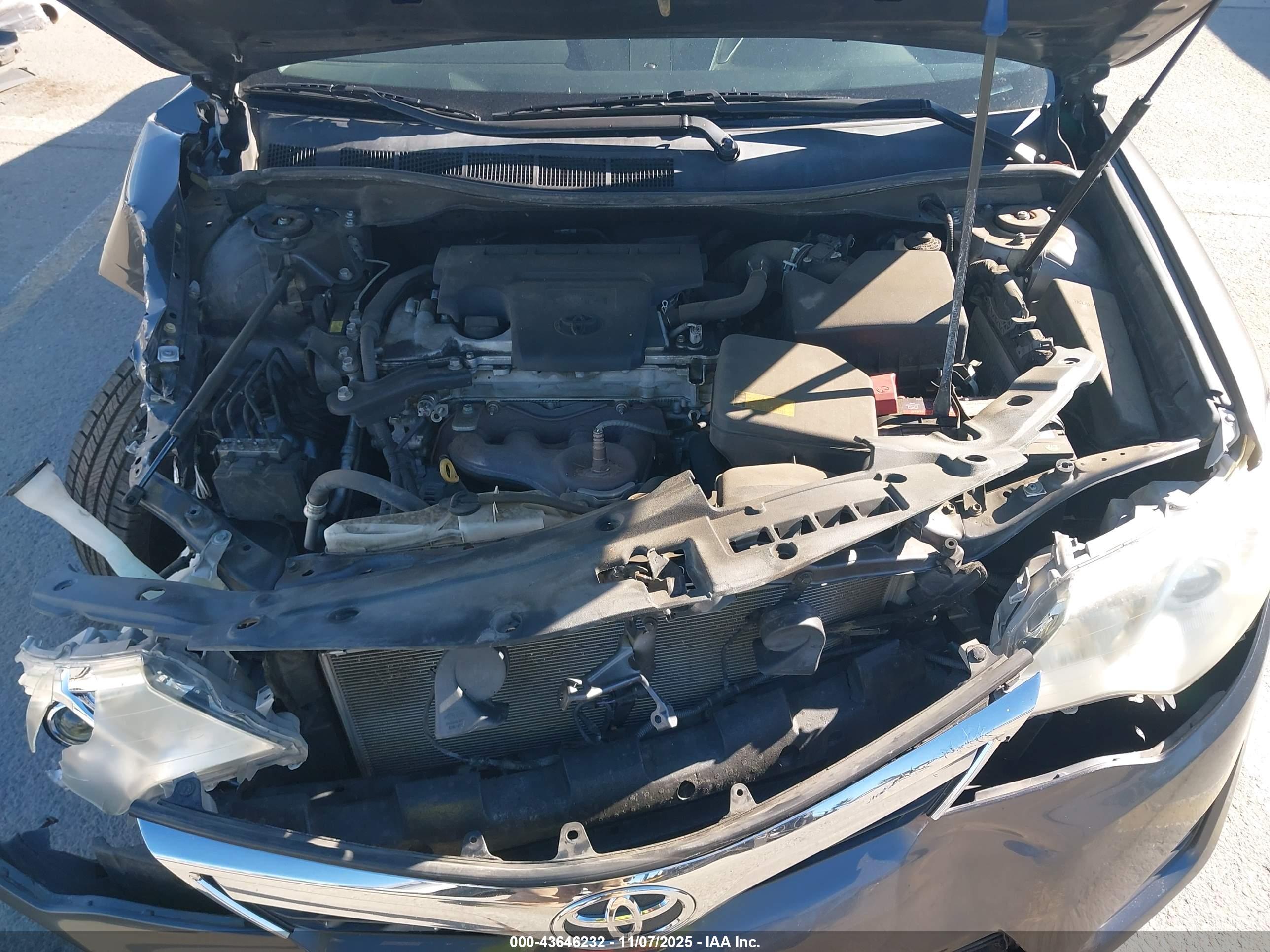 TOYOTA CAMRY image 10
