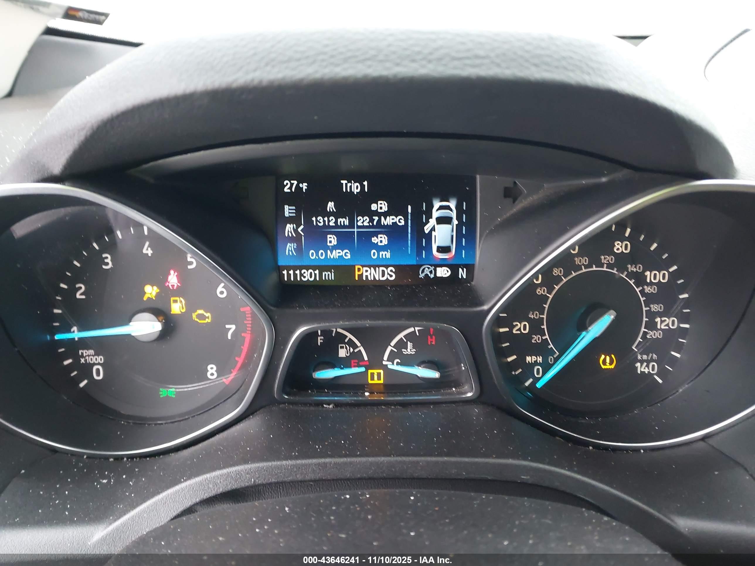 FORD ESCAPE image 7