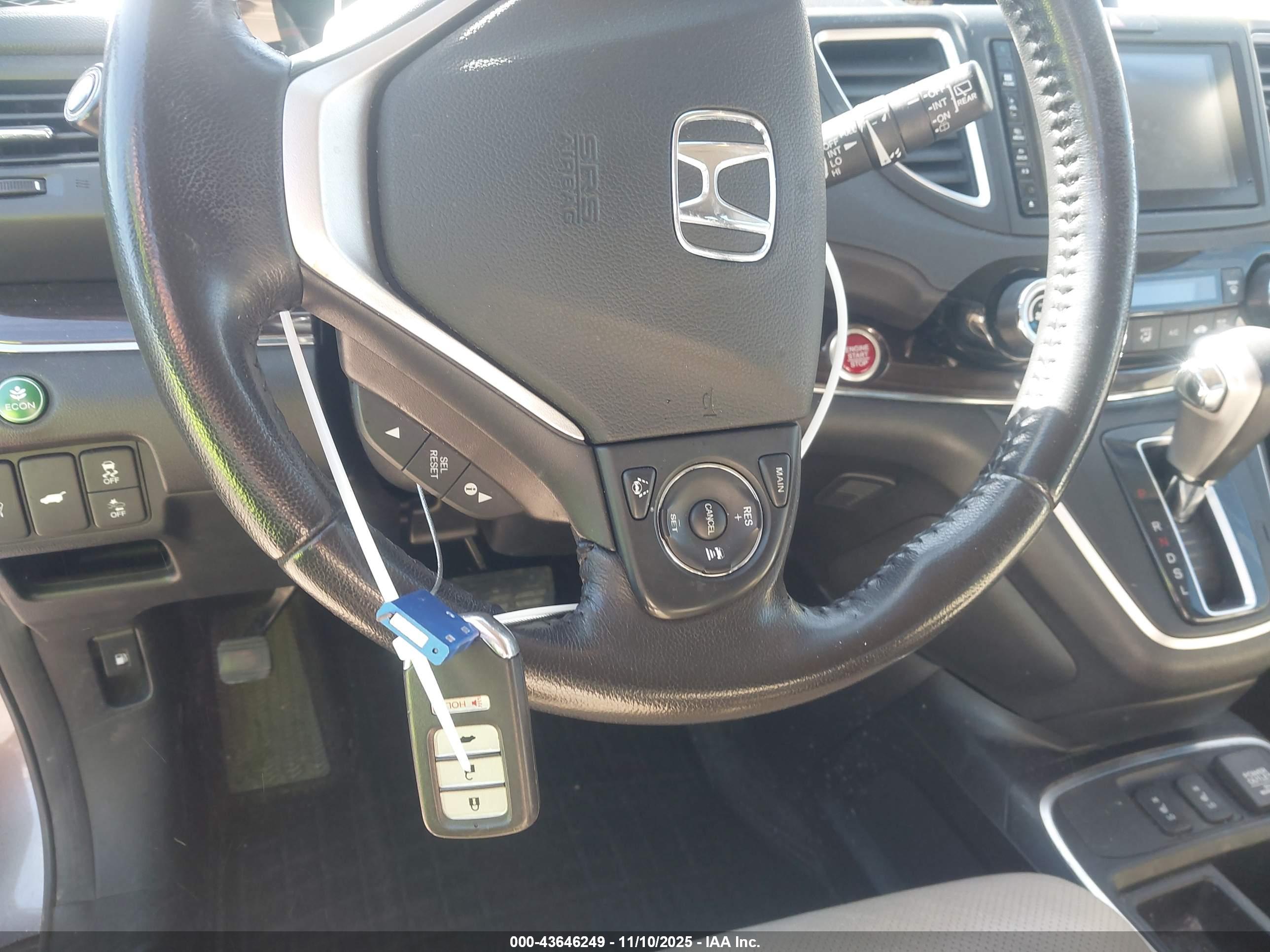 HONDA CR-V image 11