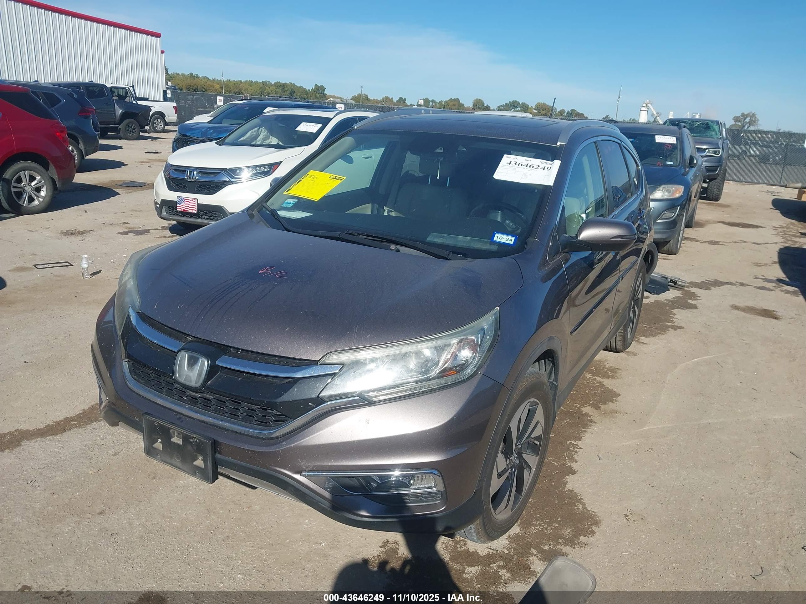 HONDA CR-V image 2