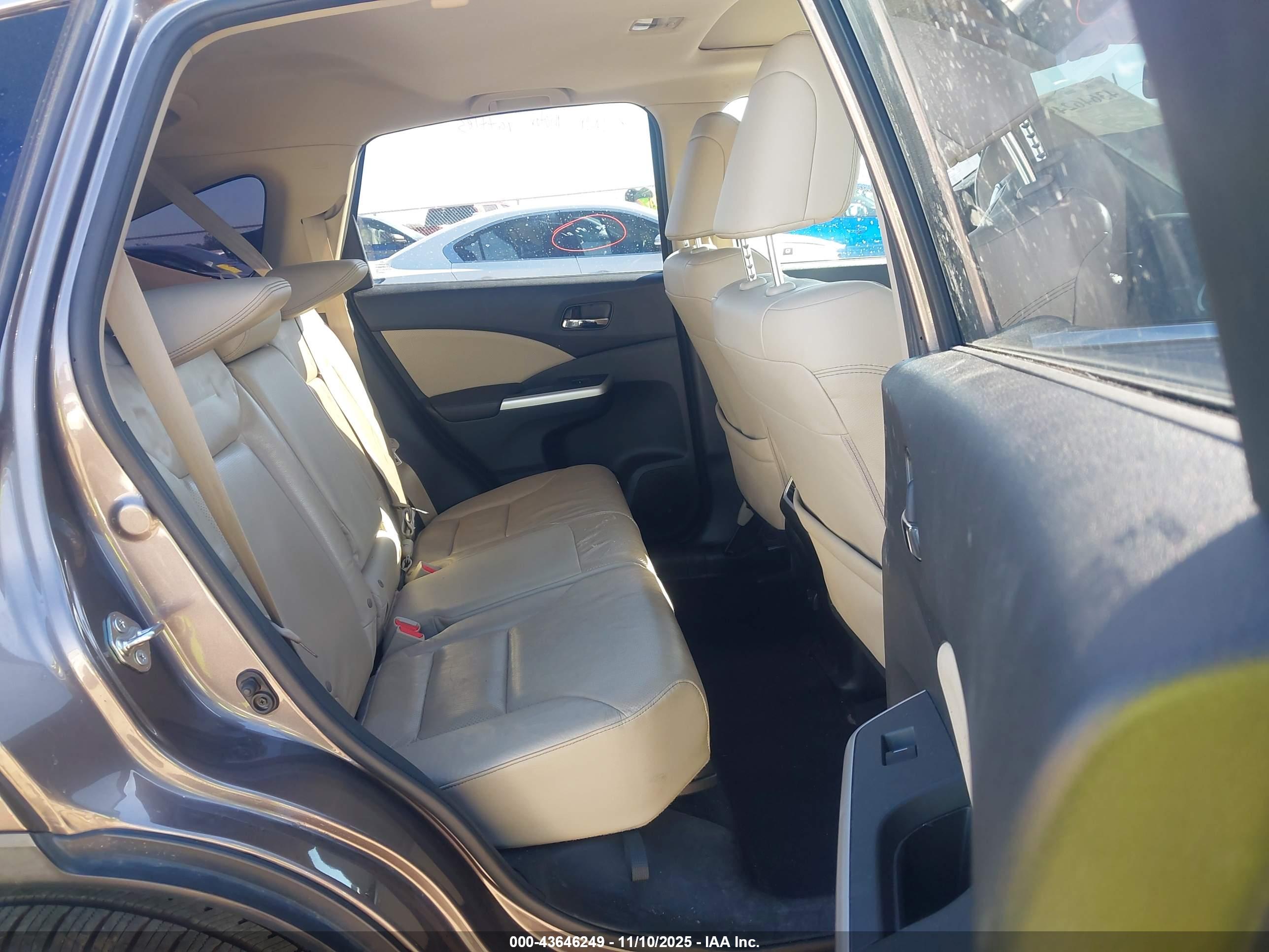 HONDA CR-V image 8