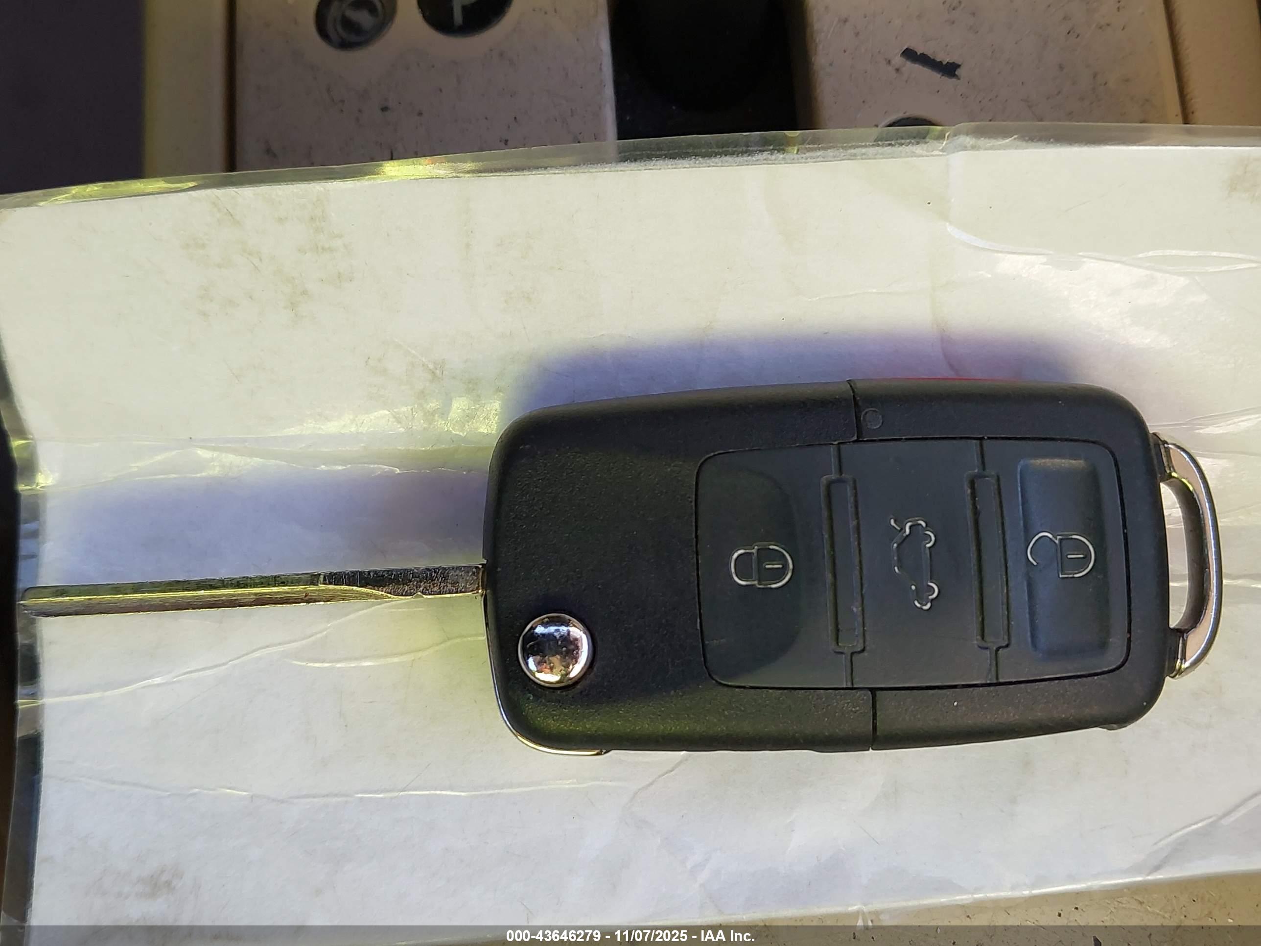 VOLKSWAGEN NEW image 11
