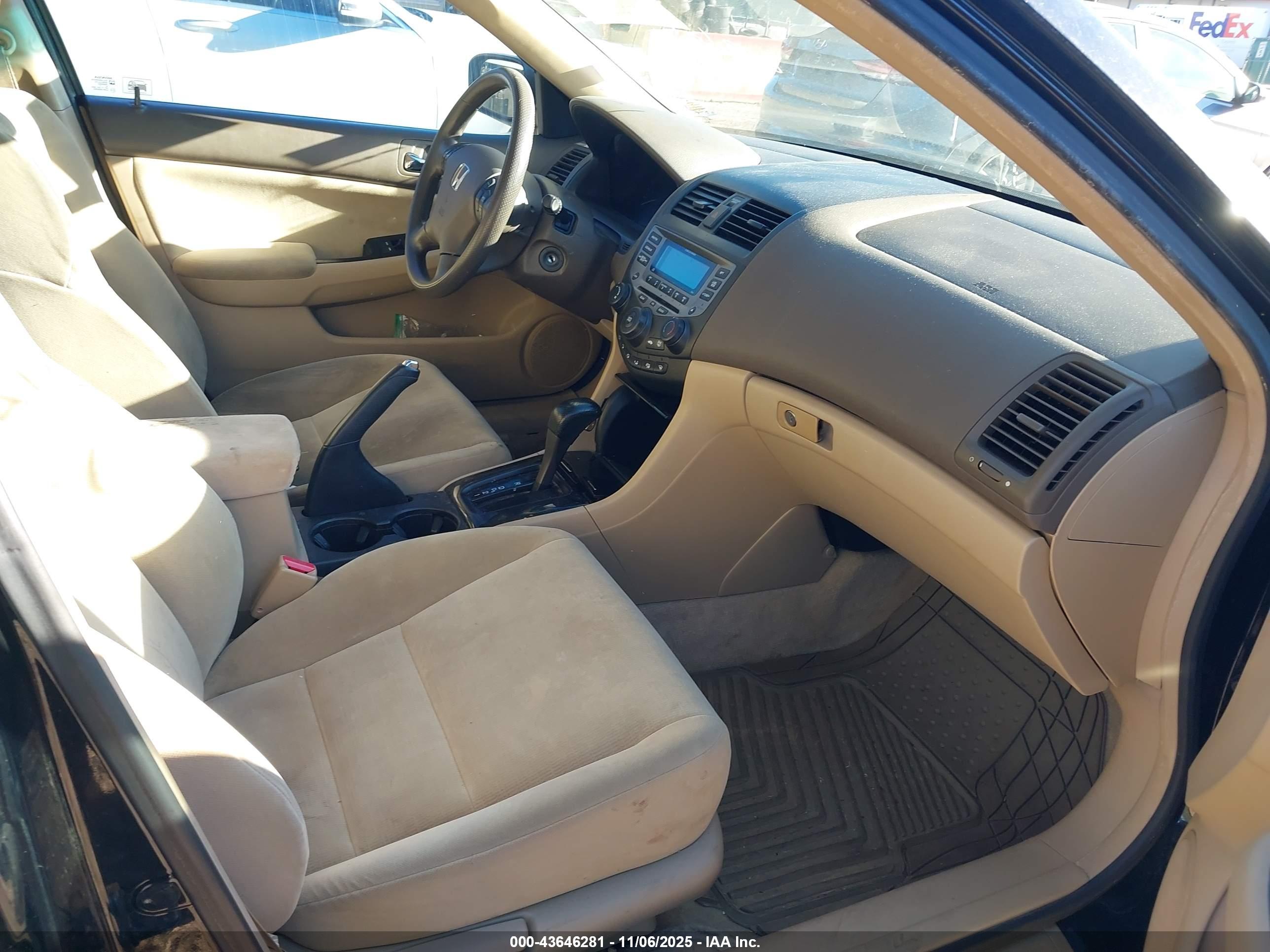 HONDA ACCORD image 5