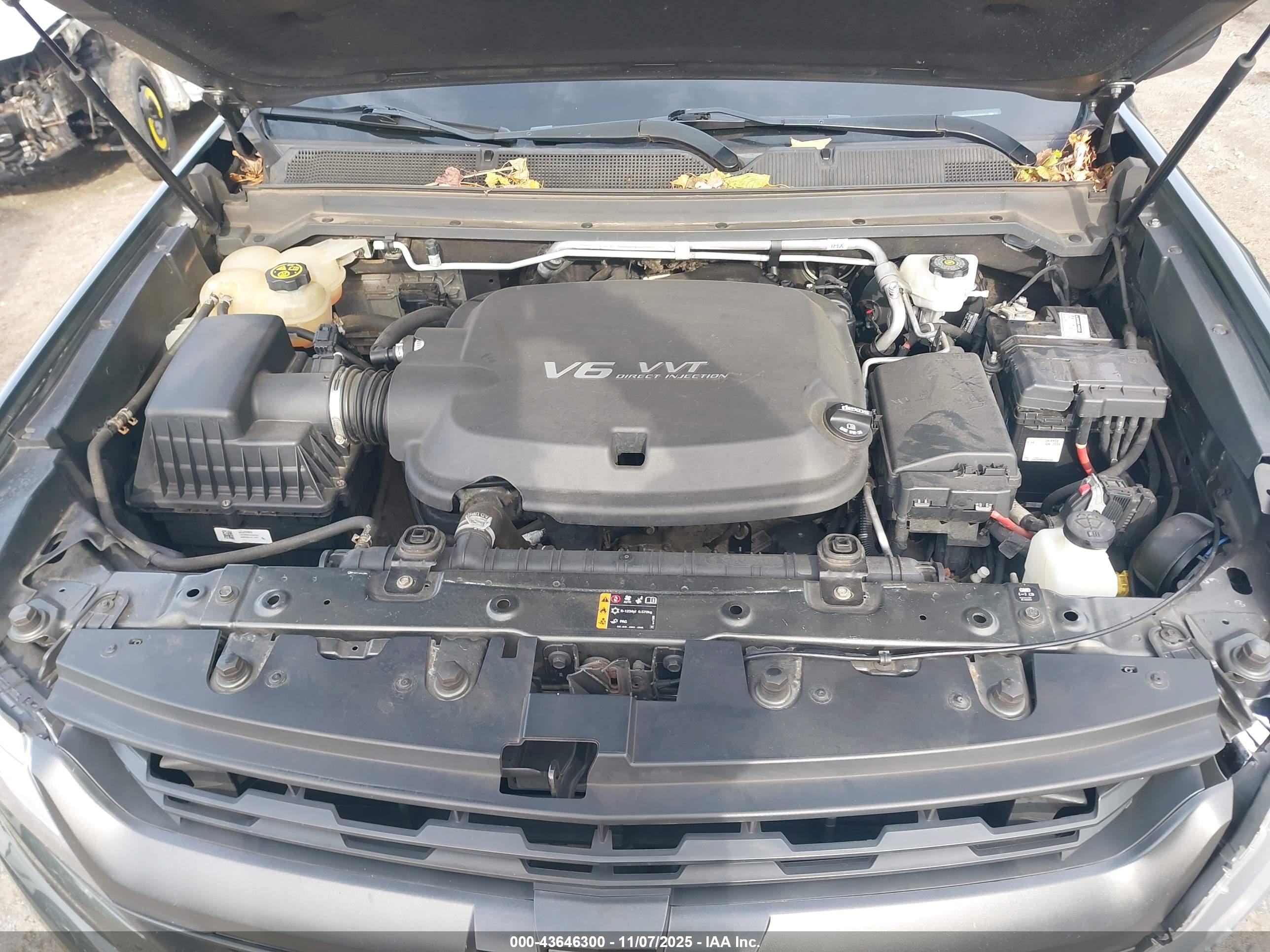 CHEVROLET COLORADO image 10