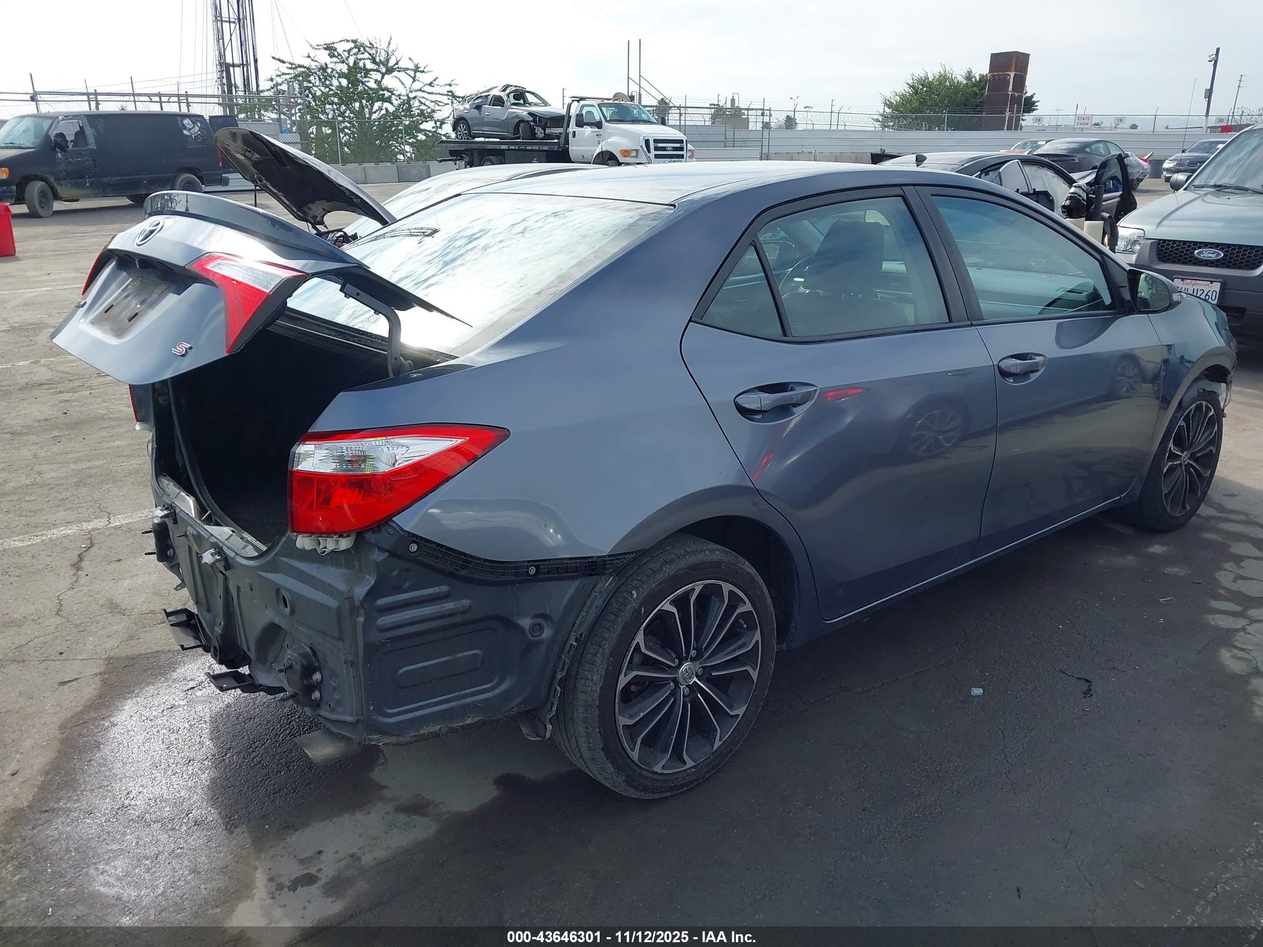 TOYOTA COROLLA image 4