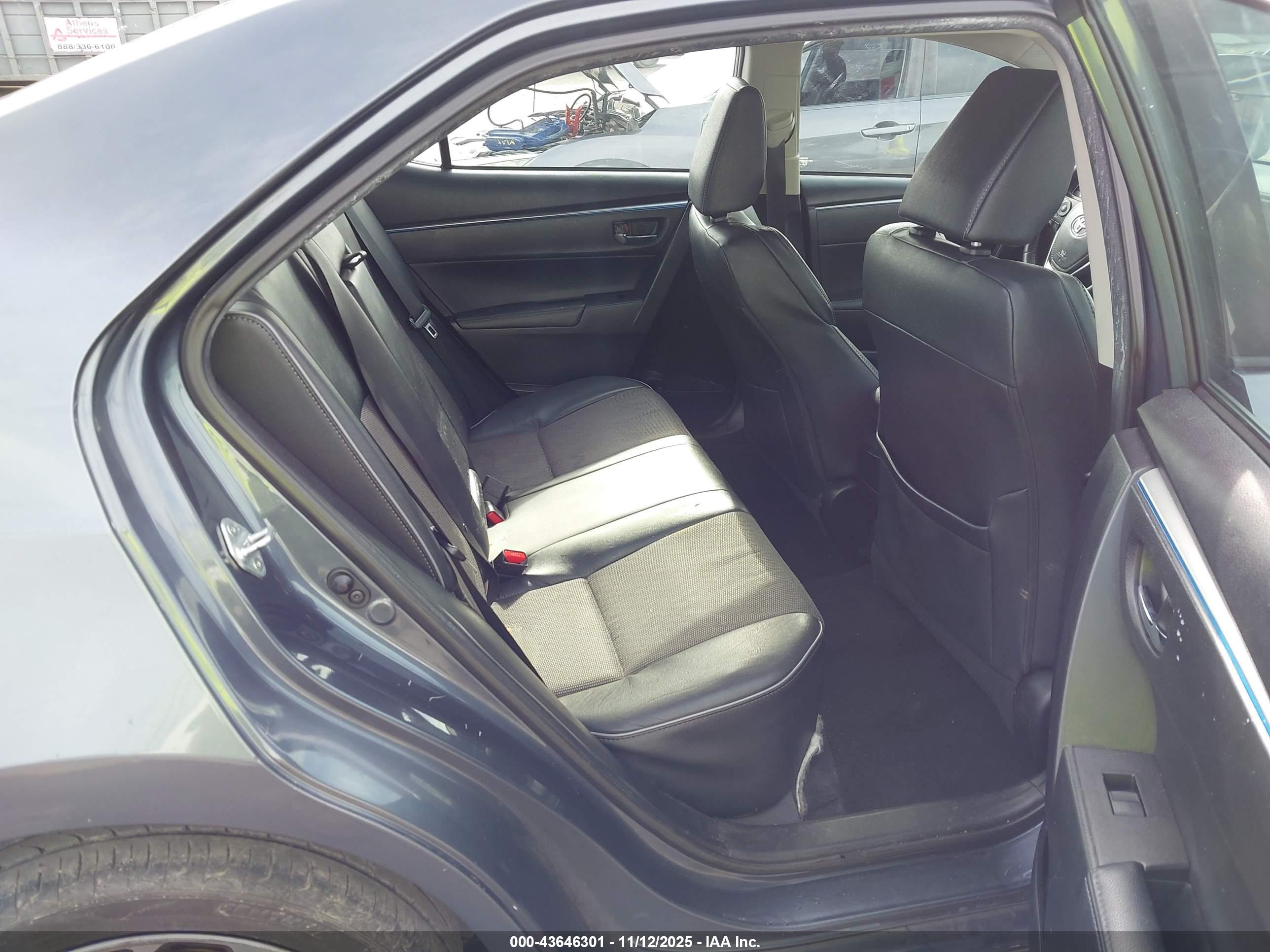 TOYOTA COROLLA image 8