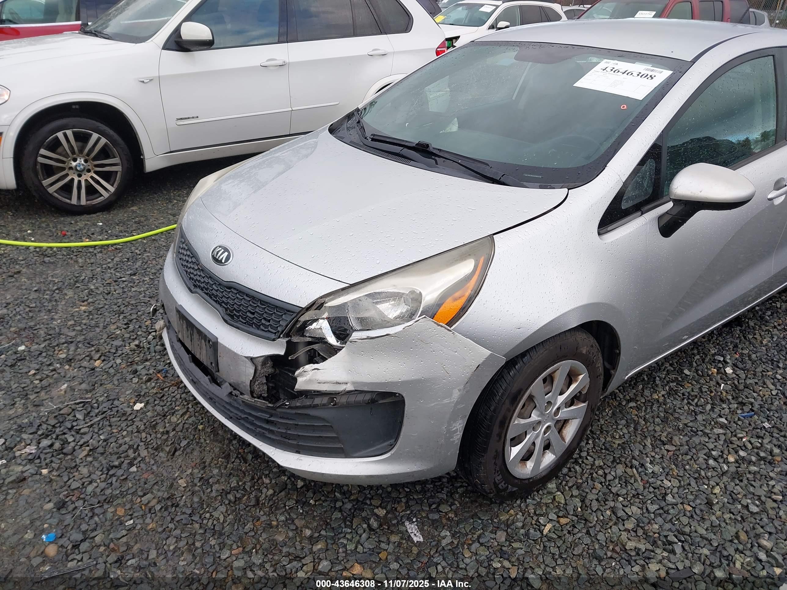 KIA RIO image 6