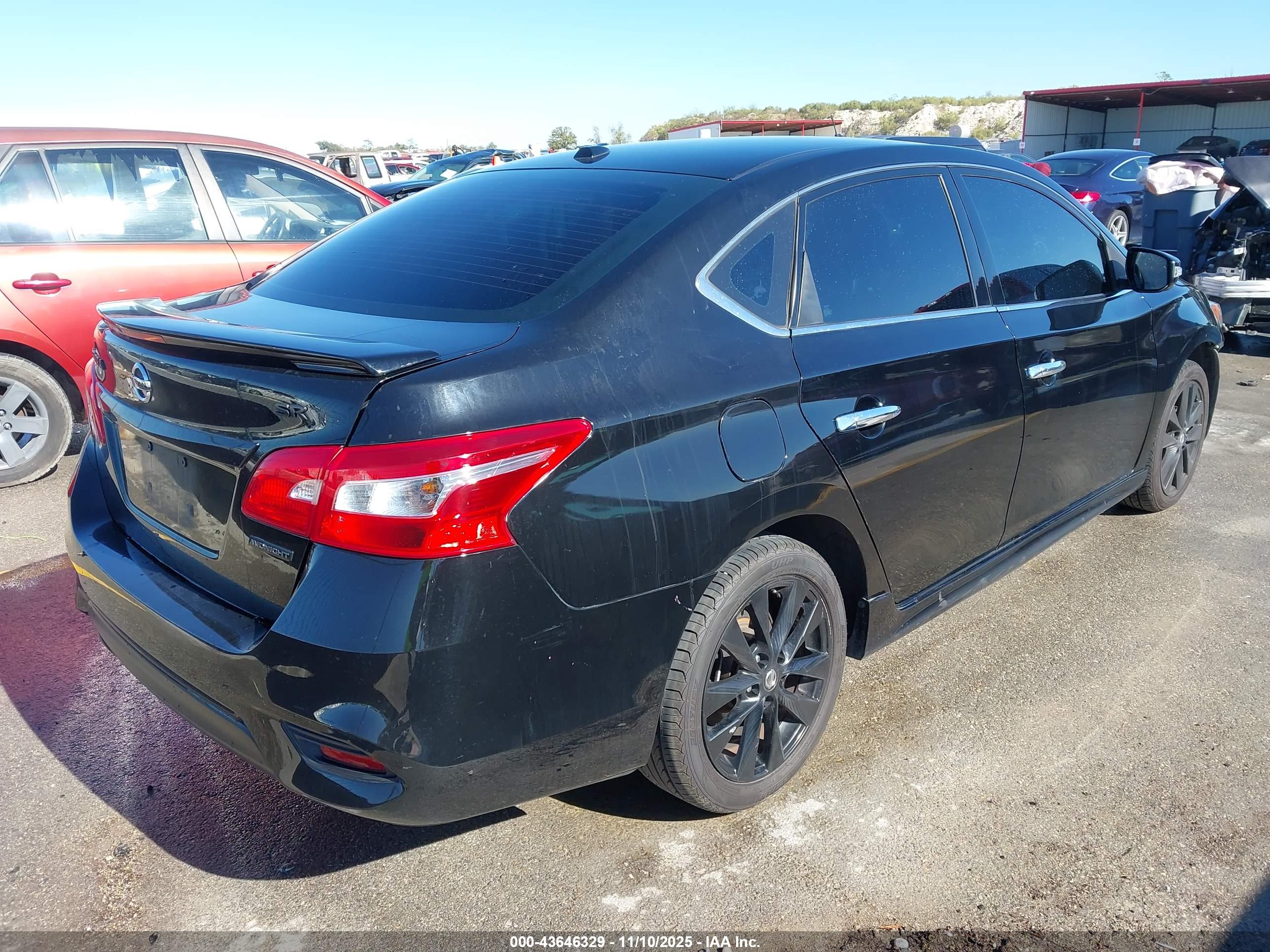 NISSAN SENTRA image 4