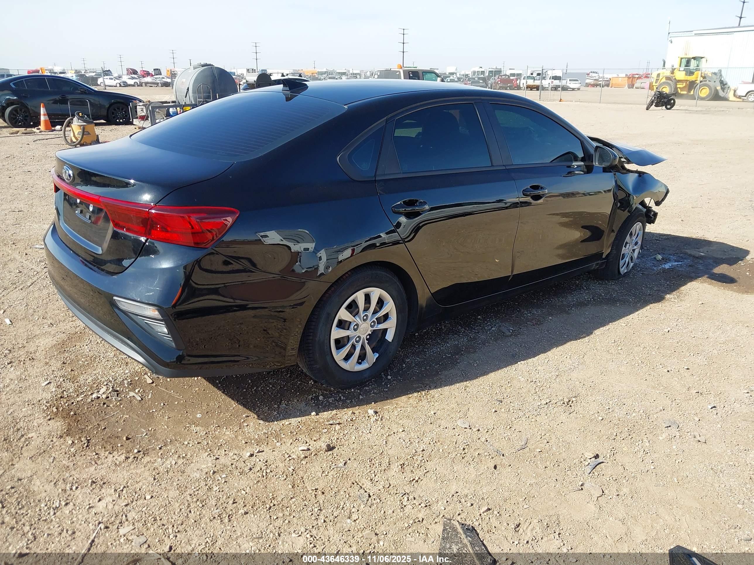 KIA FORTE image 4