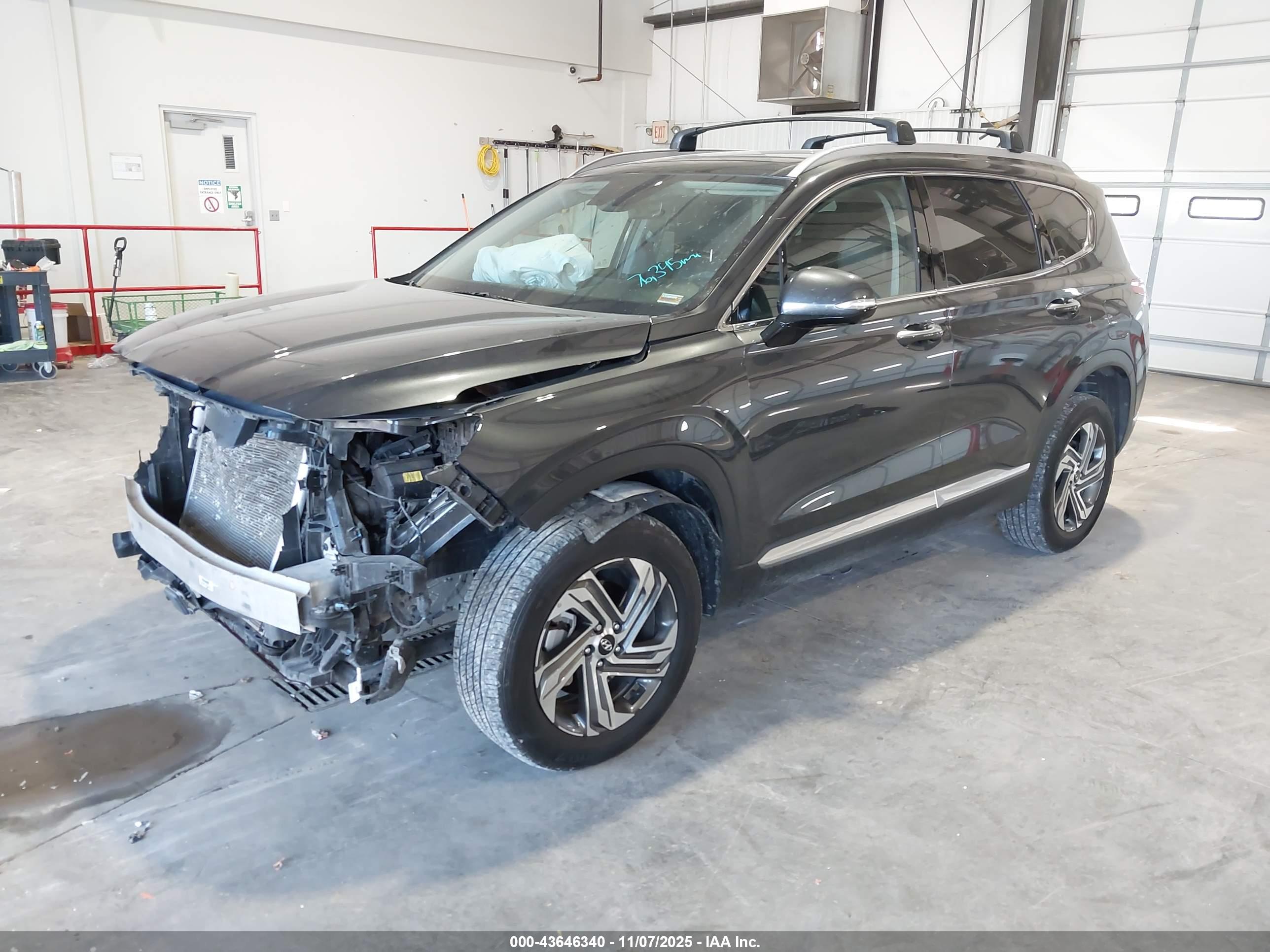 HYUNDAI SANTA image 2