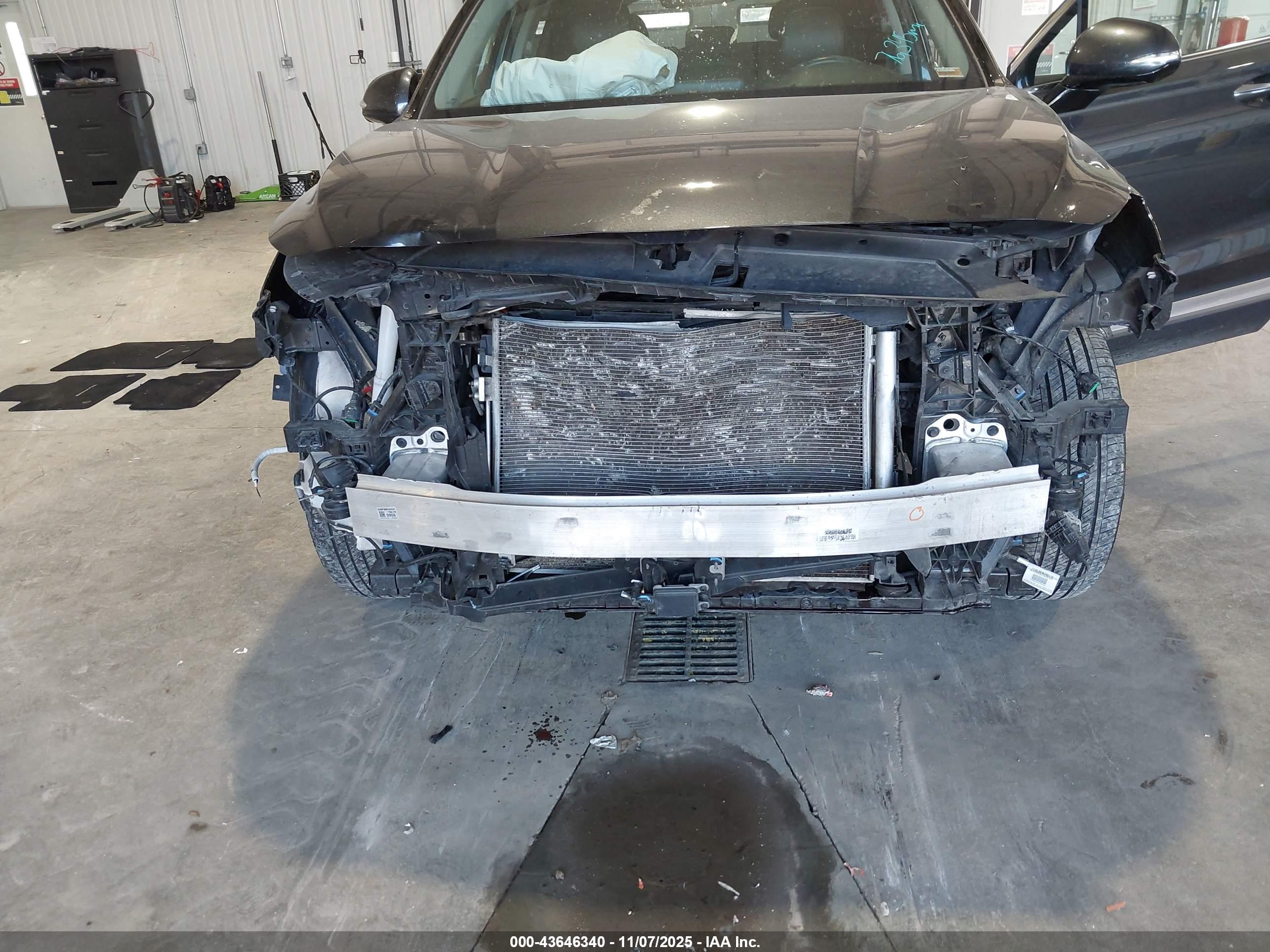 HYUNDAI SANTA image 6