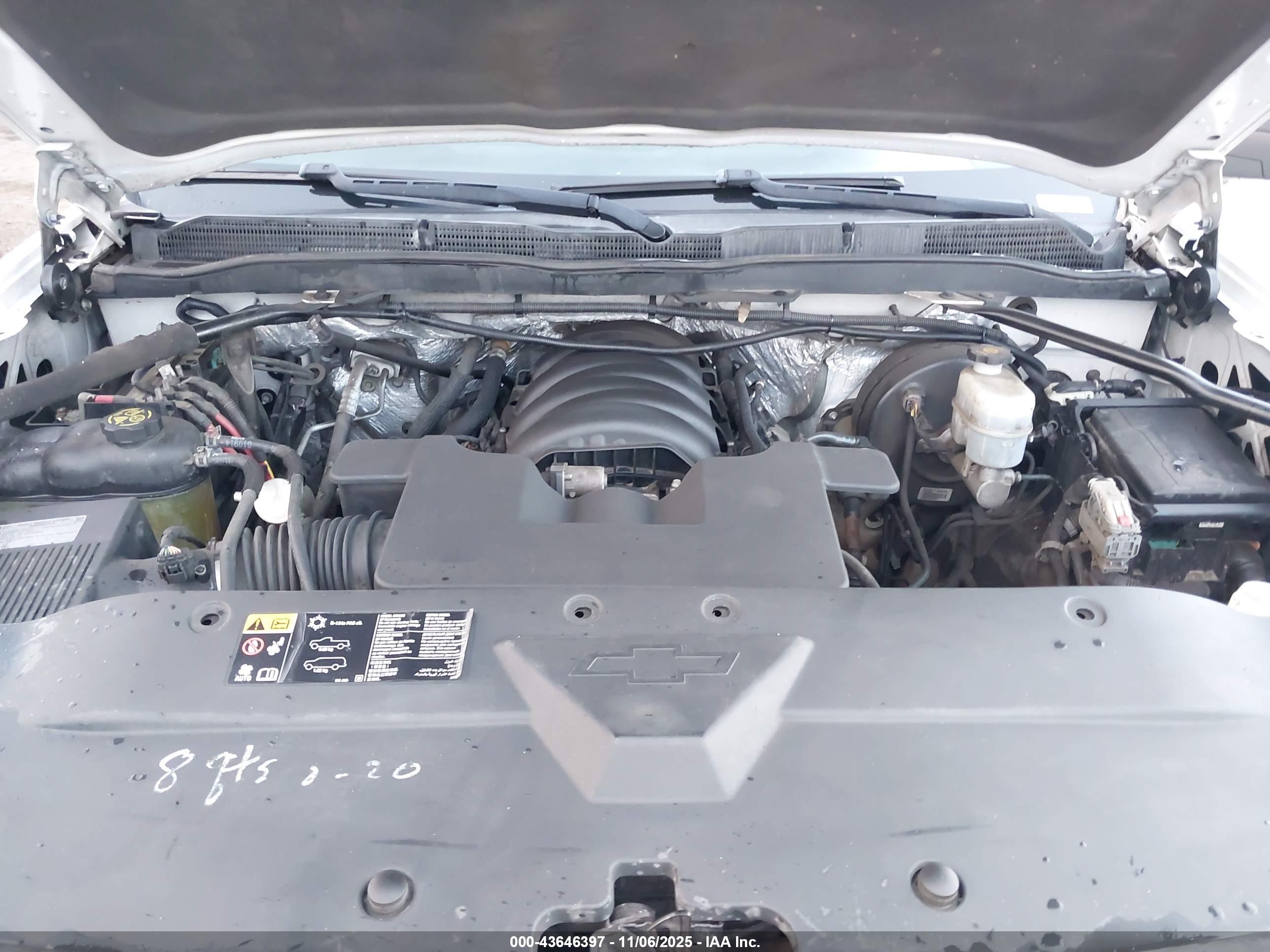 CHEVROLET SILVERADO image 10