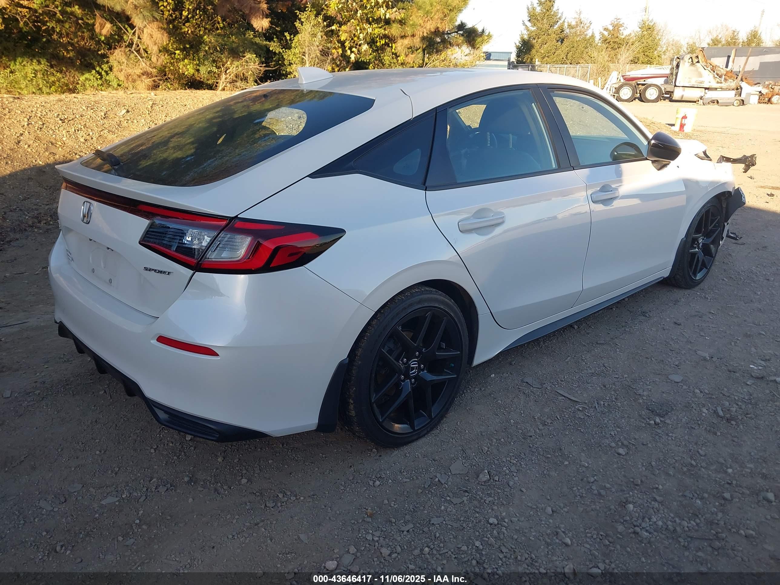 HONDA CIVIC image 4