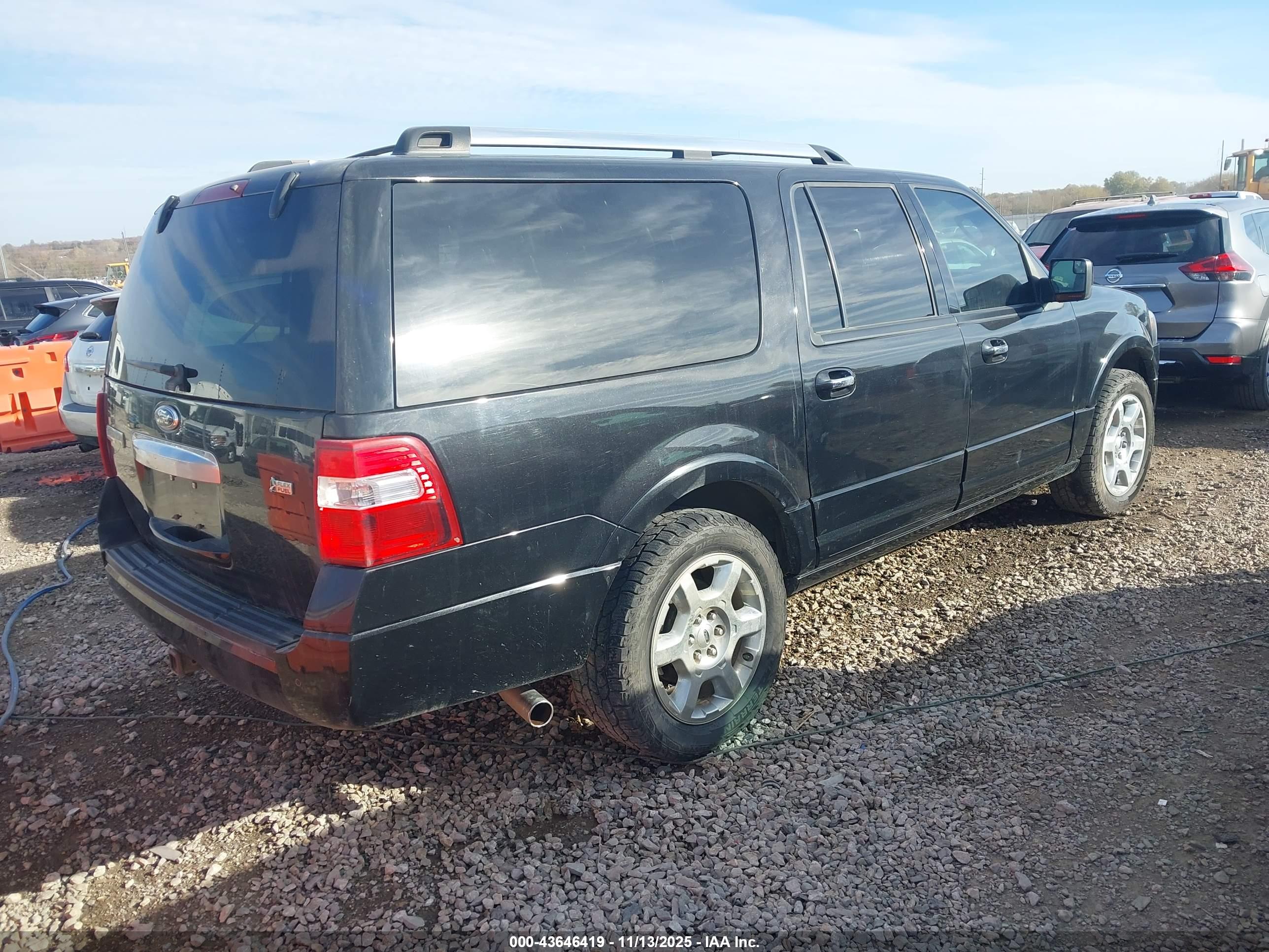 FORD EXPEDITION image 4
