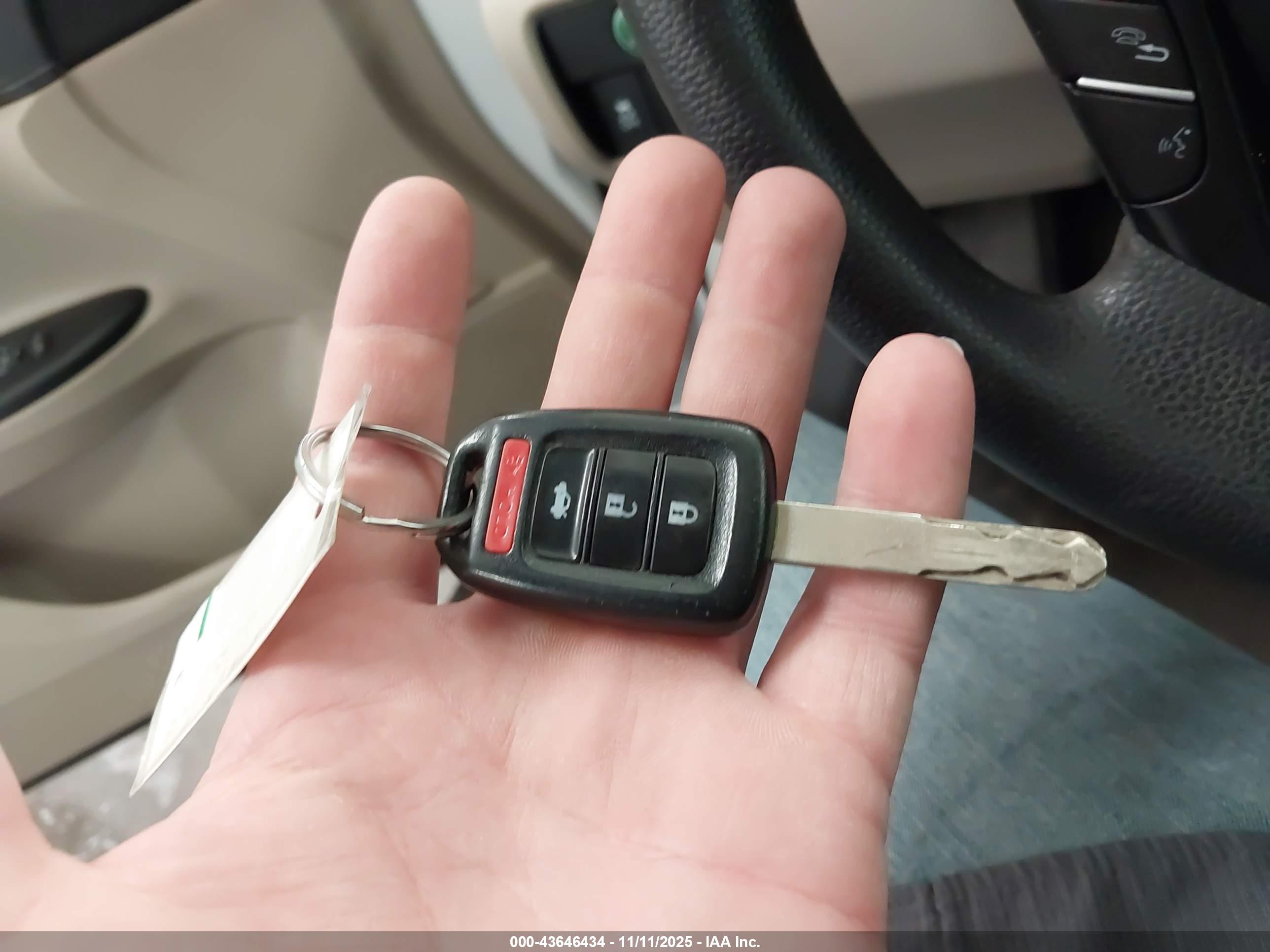 HONDA ACCORD image 11