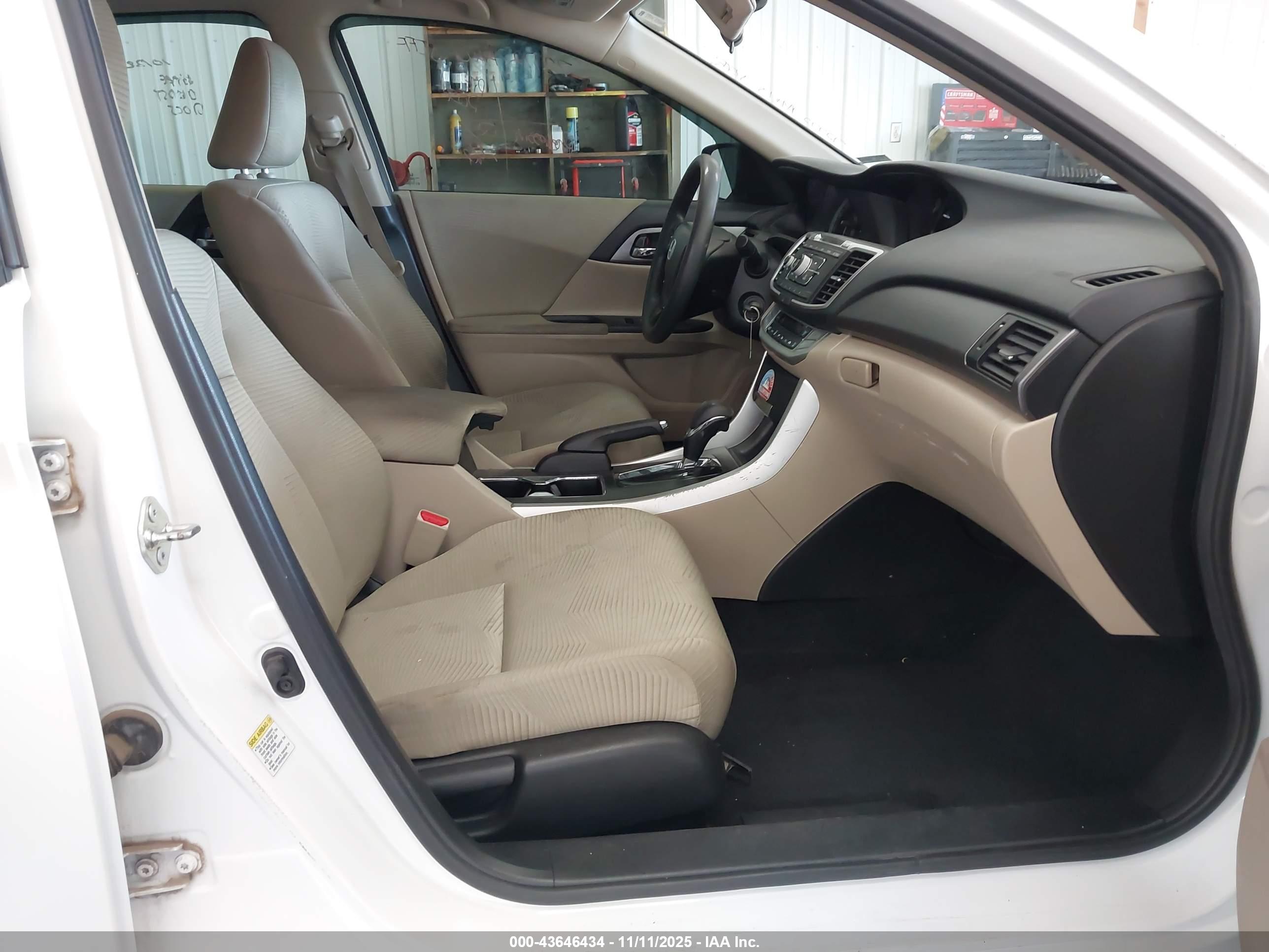 HONDA ACCORD image 5