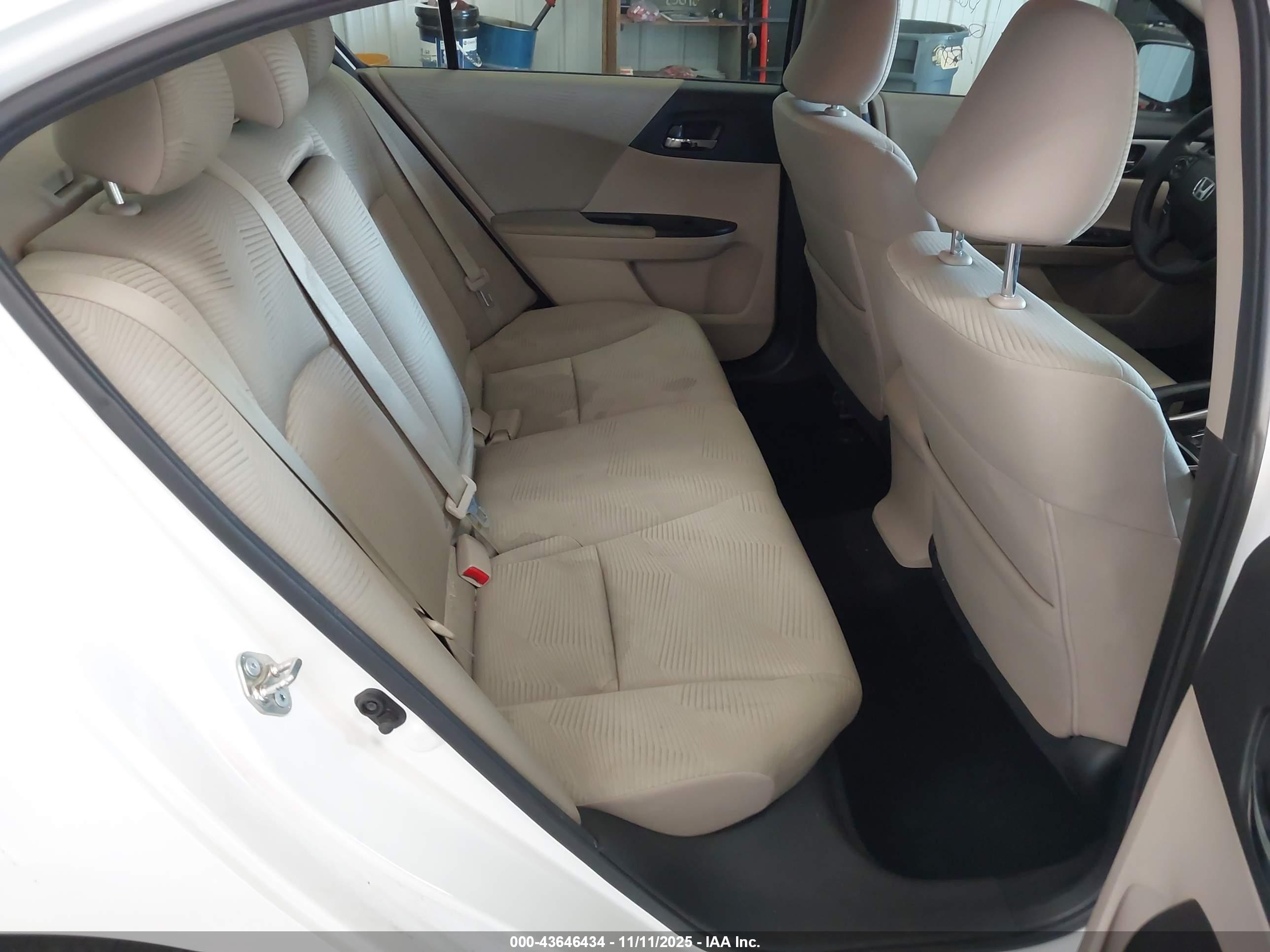 HONDA ACCORD image 8