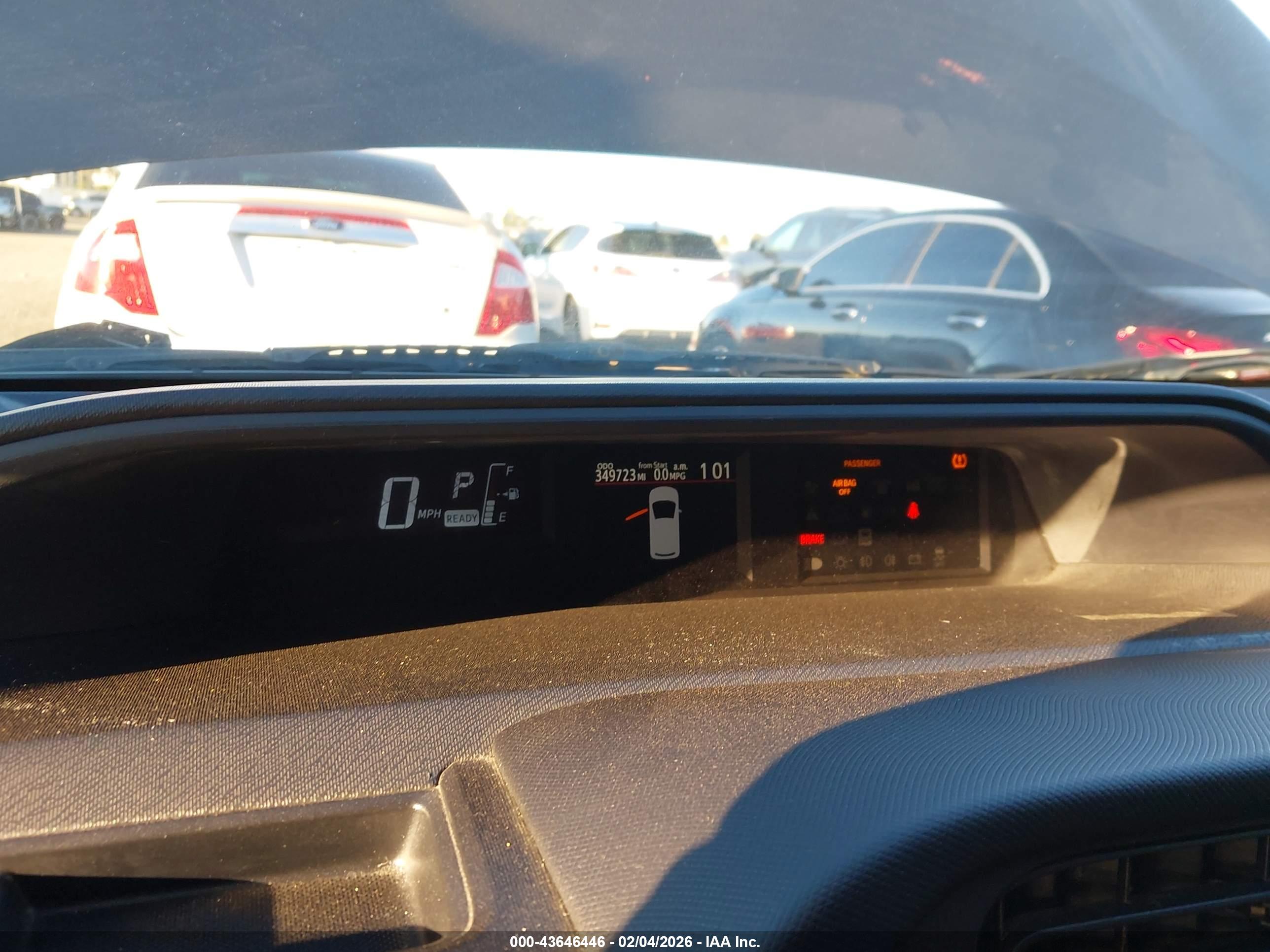 TOYOTA PRIUS image 7