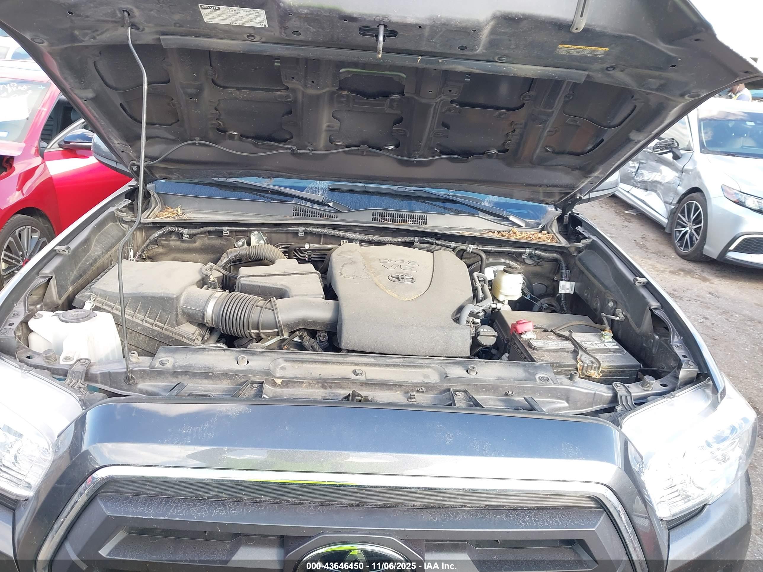 TOYOTA TACOMA image 10