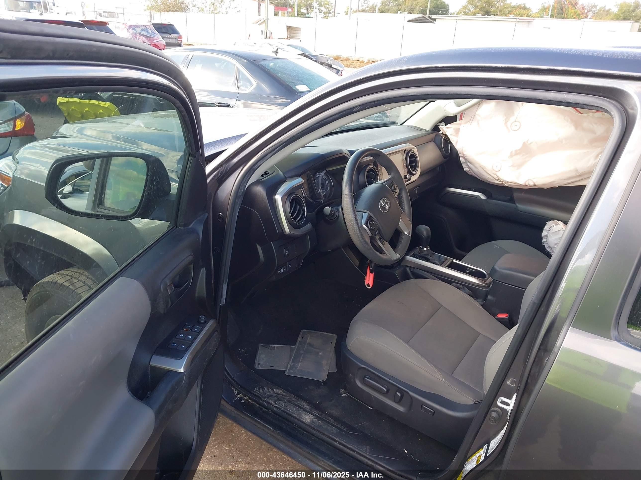 TOYOTA TACOMA image 5