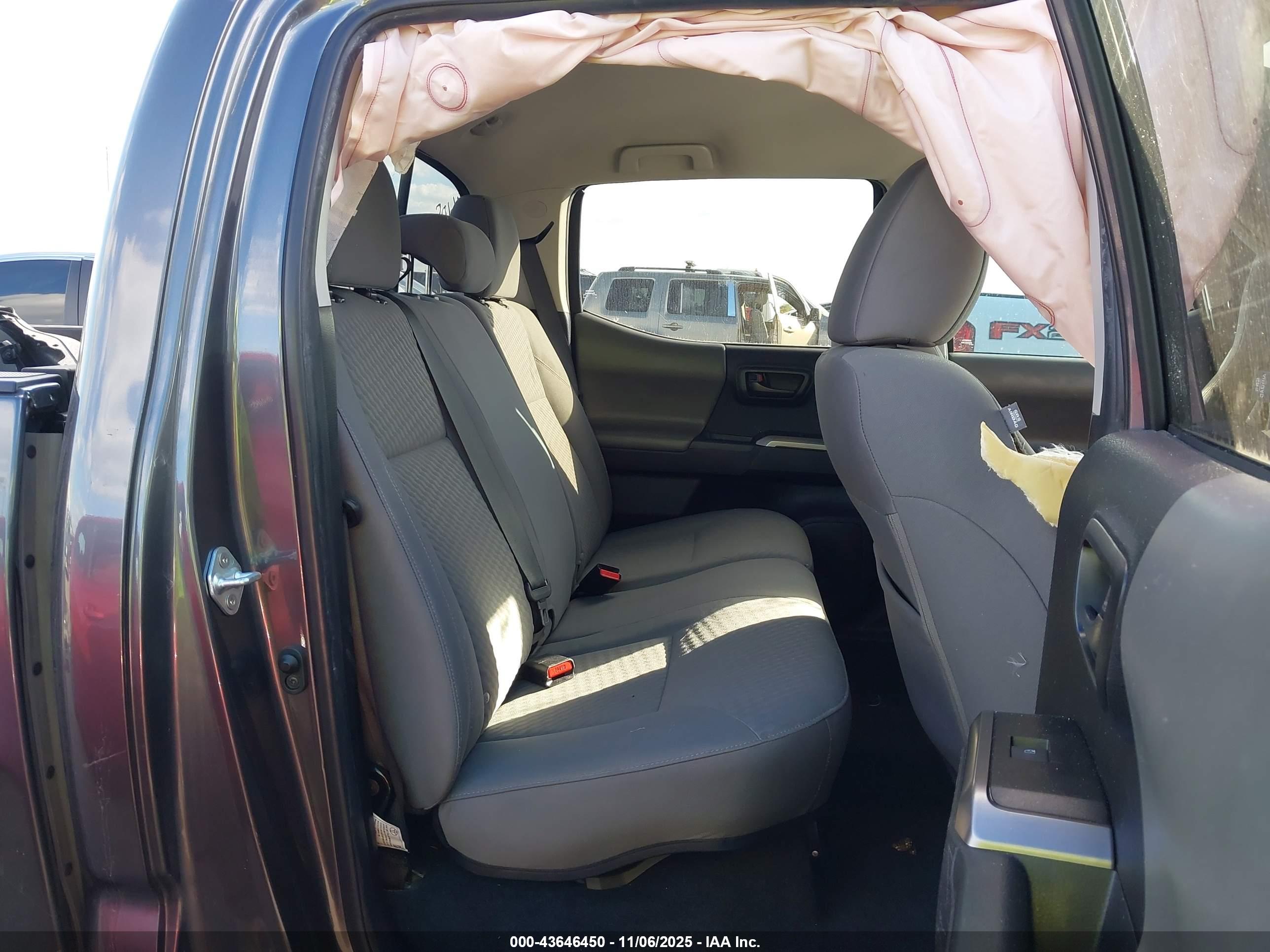 TOYOTA TACOMA image 8