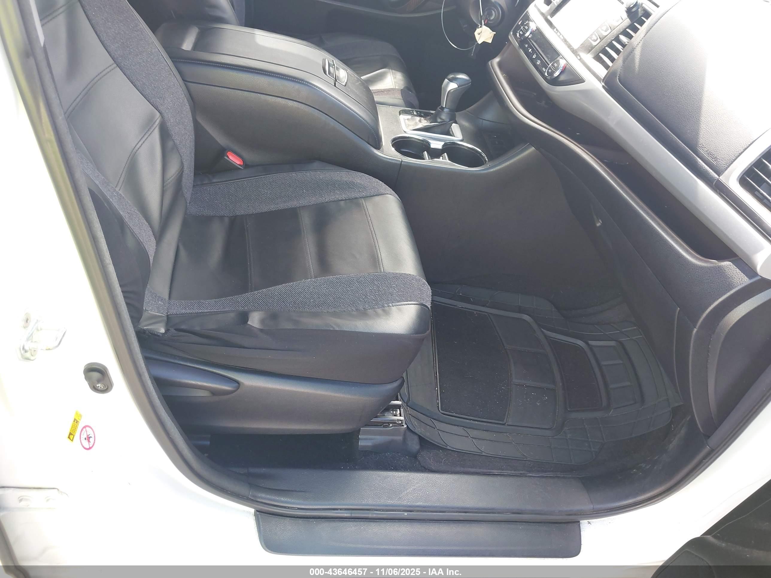 TOYOTA HIGHLANDER image 5