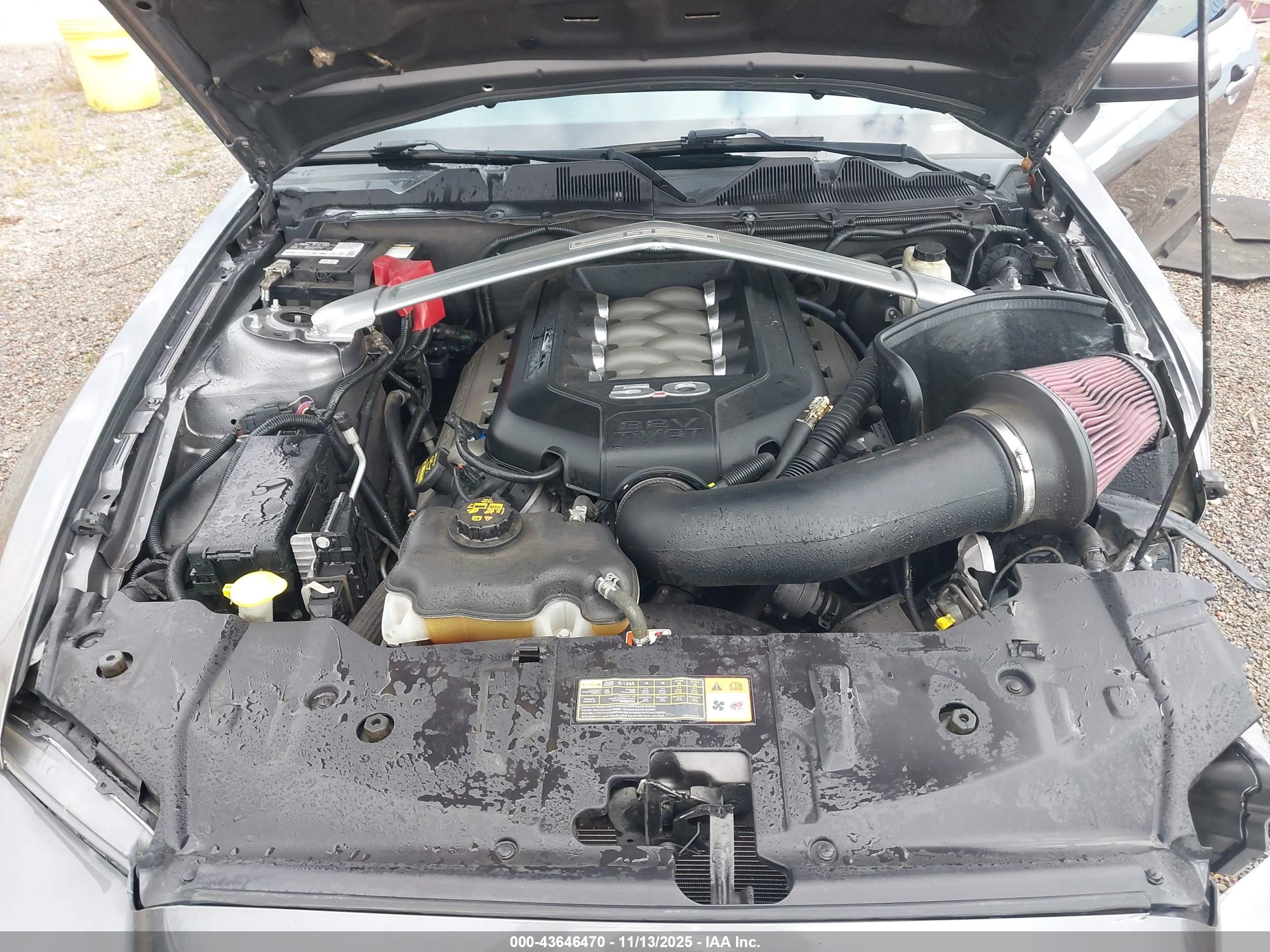 FORD MUSTANG image 10