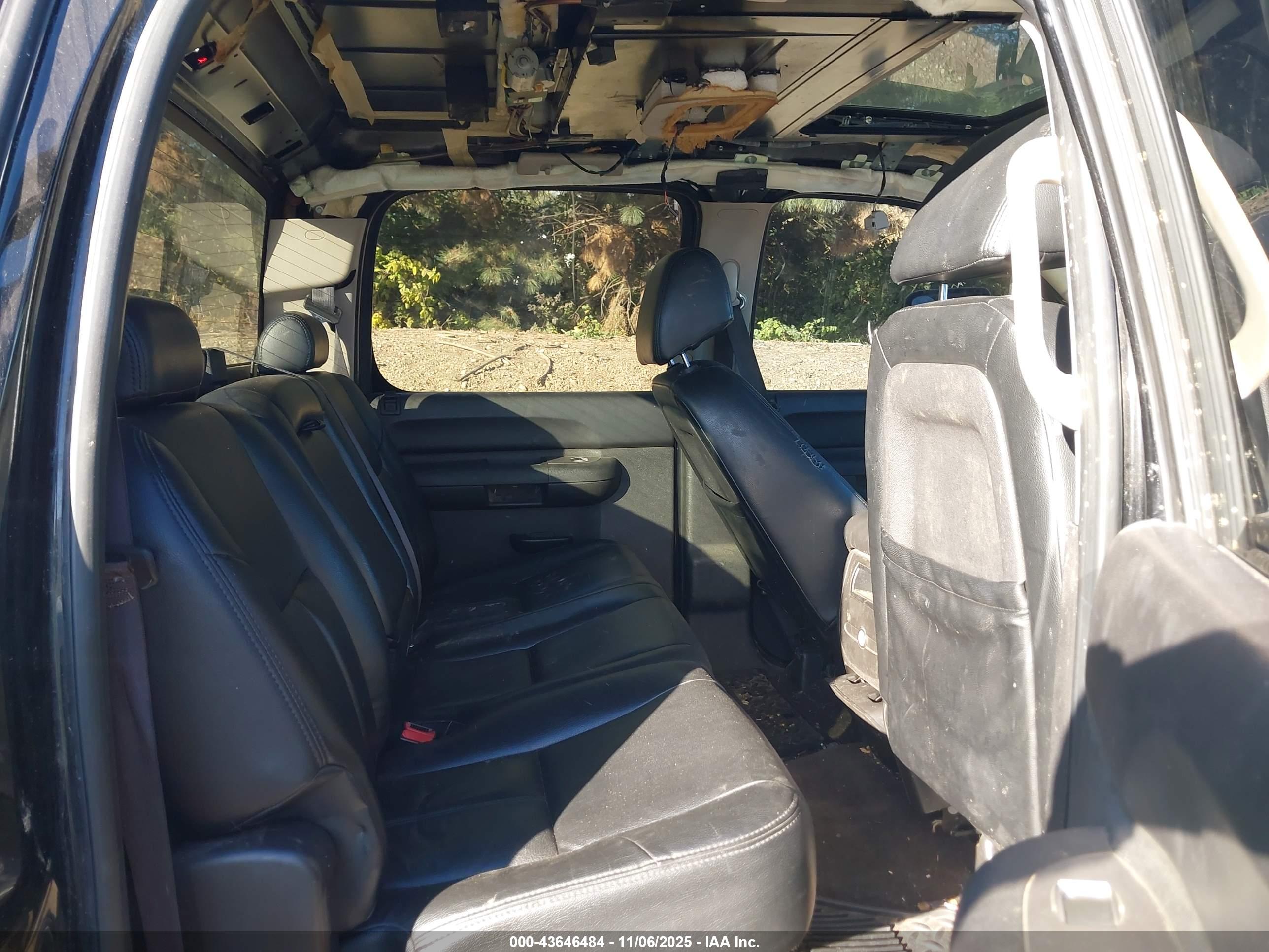 GMC SIERRA image 8