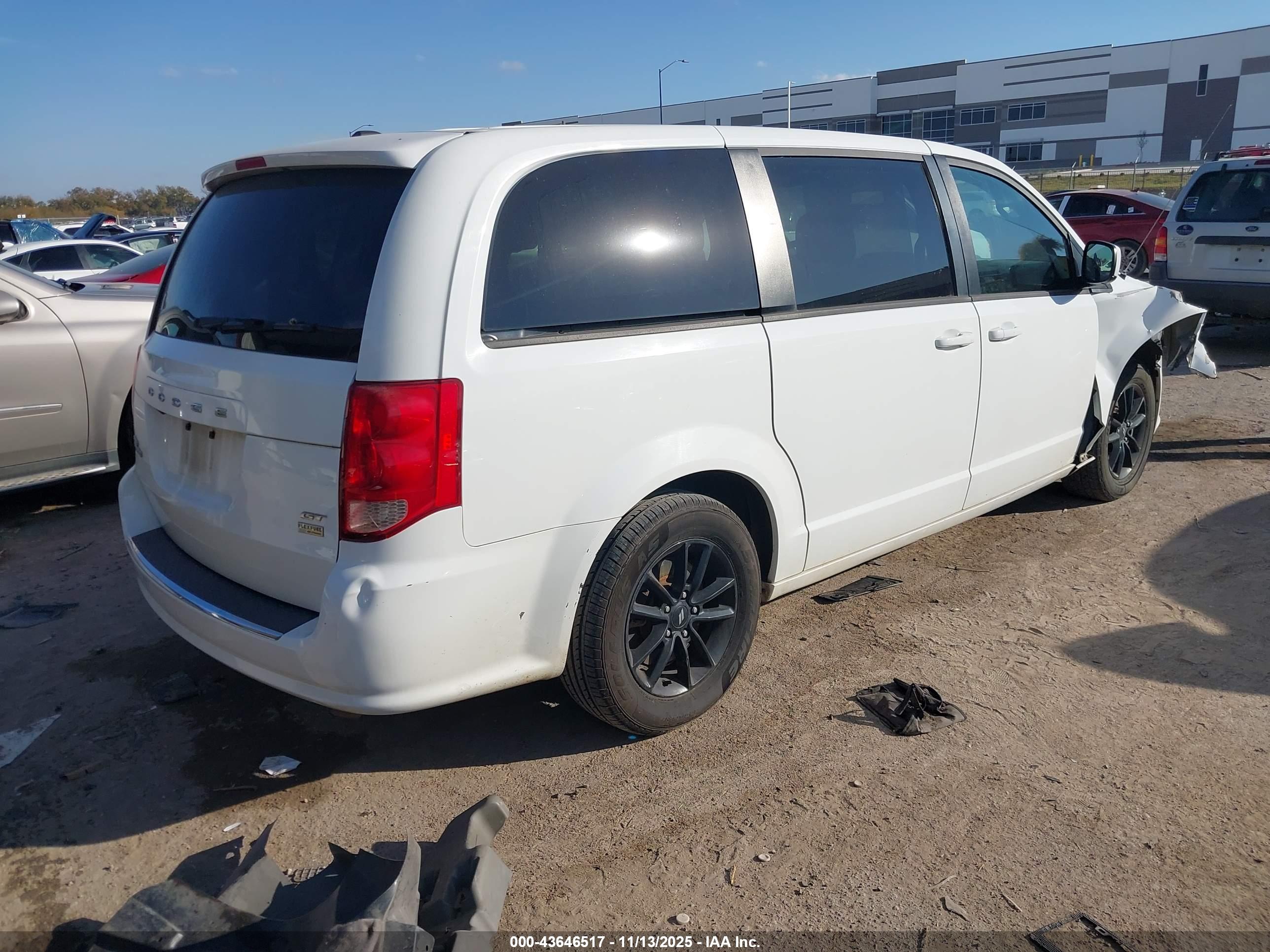 DODGE GRAND image 4