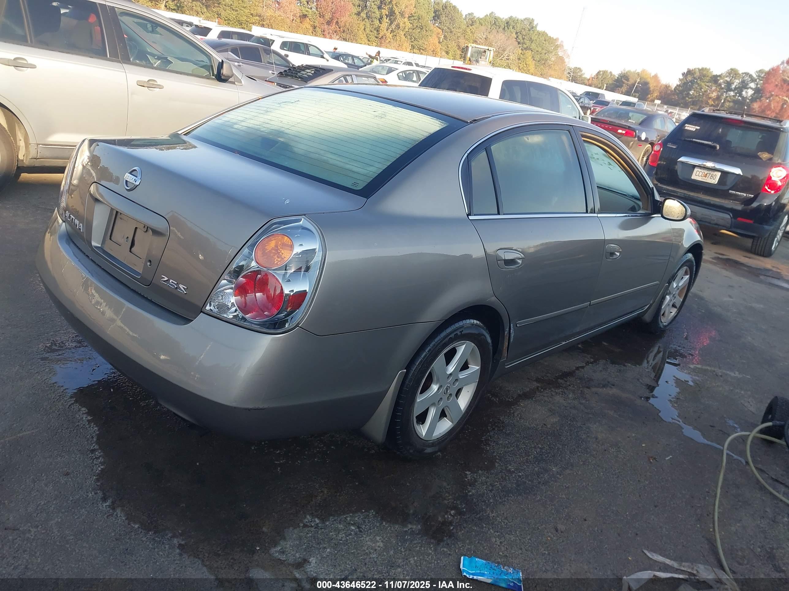 NISSAN ALTIMA image 4