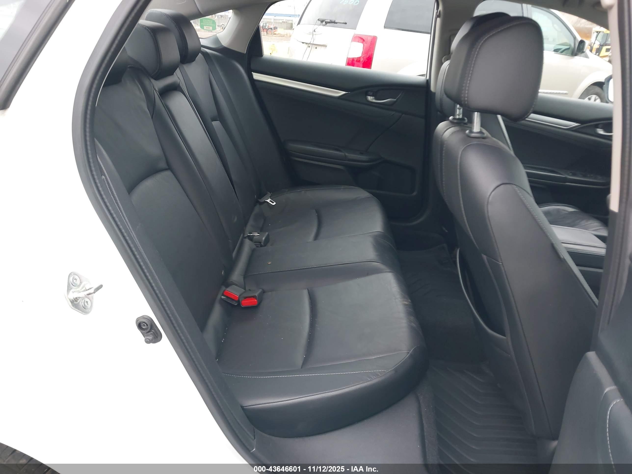 HONDA CIVIC image 8