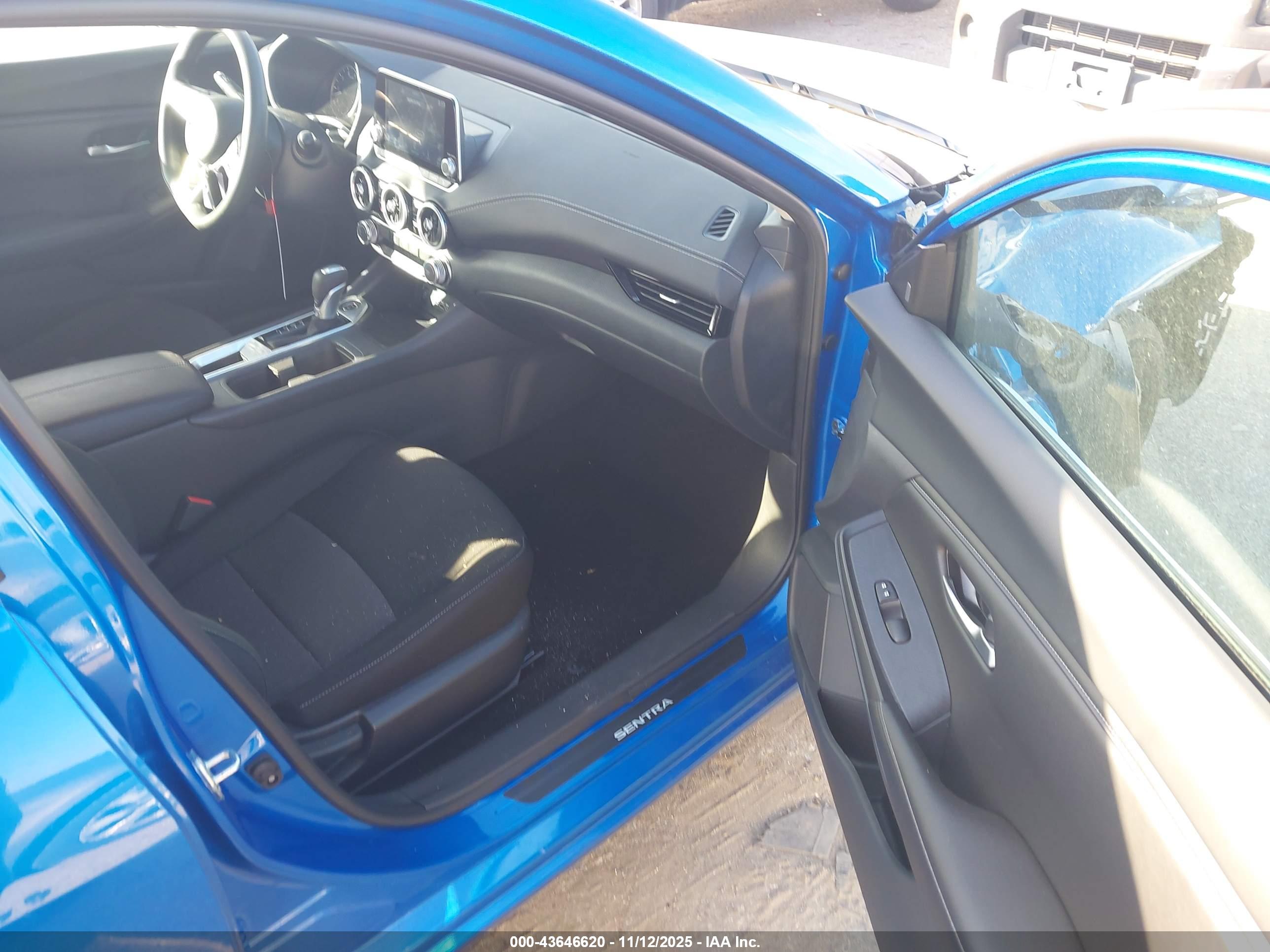 NISSAN SENTRA image 5