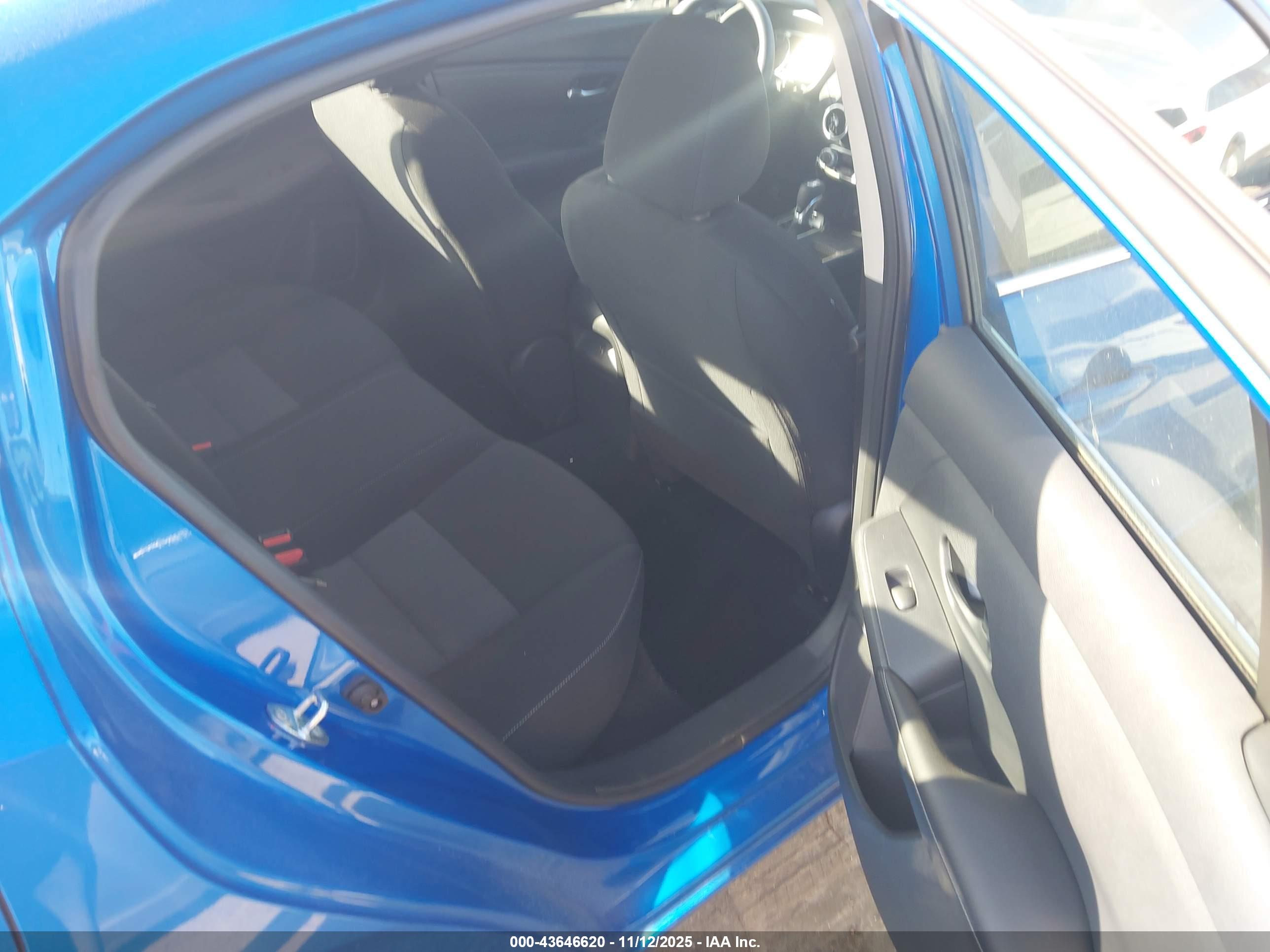 NISSAN SENTRA image 8