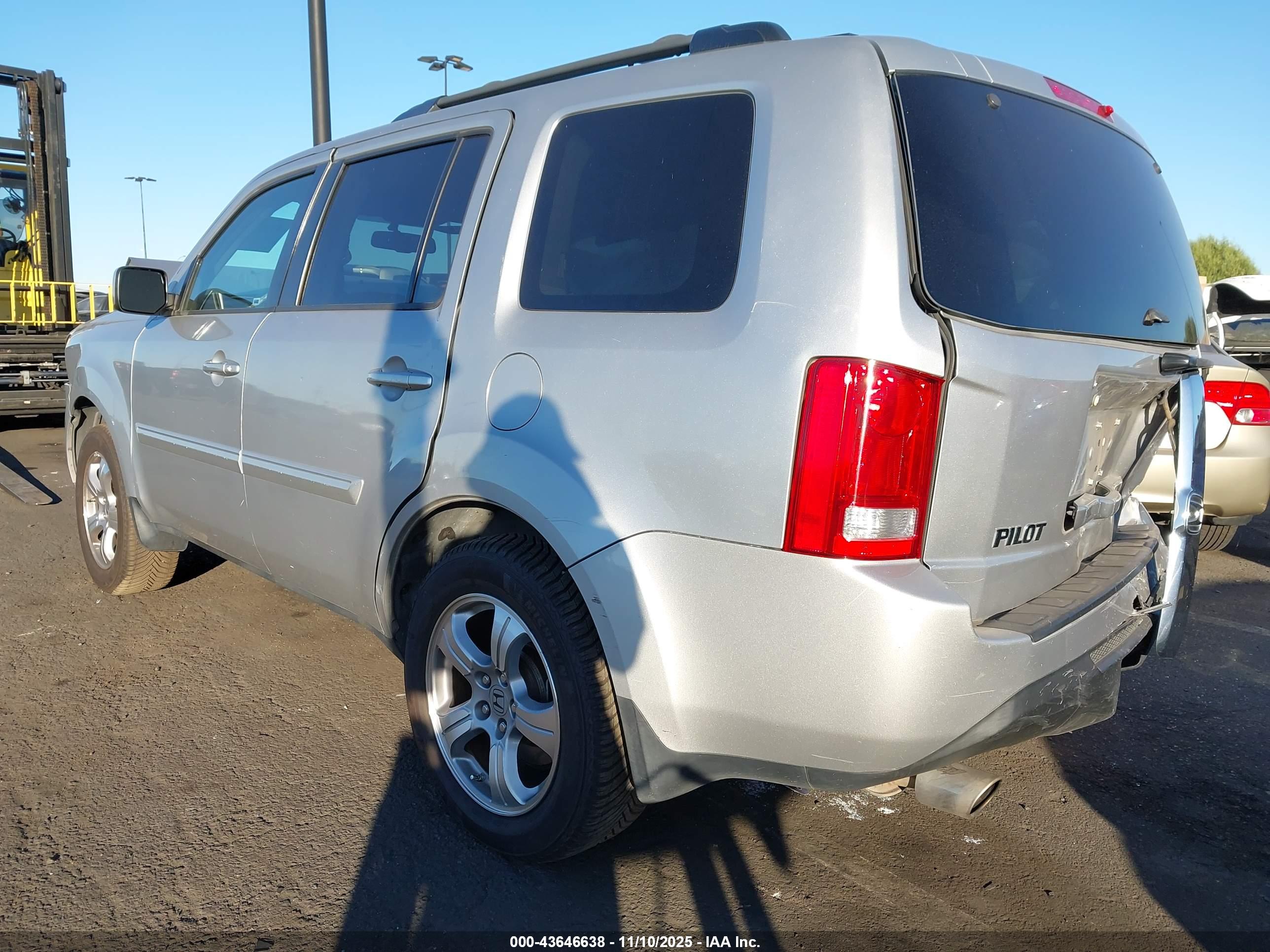 HONDA PILOT image 3
