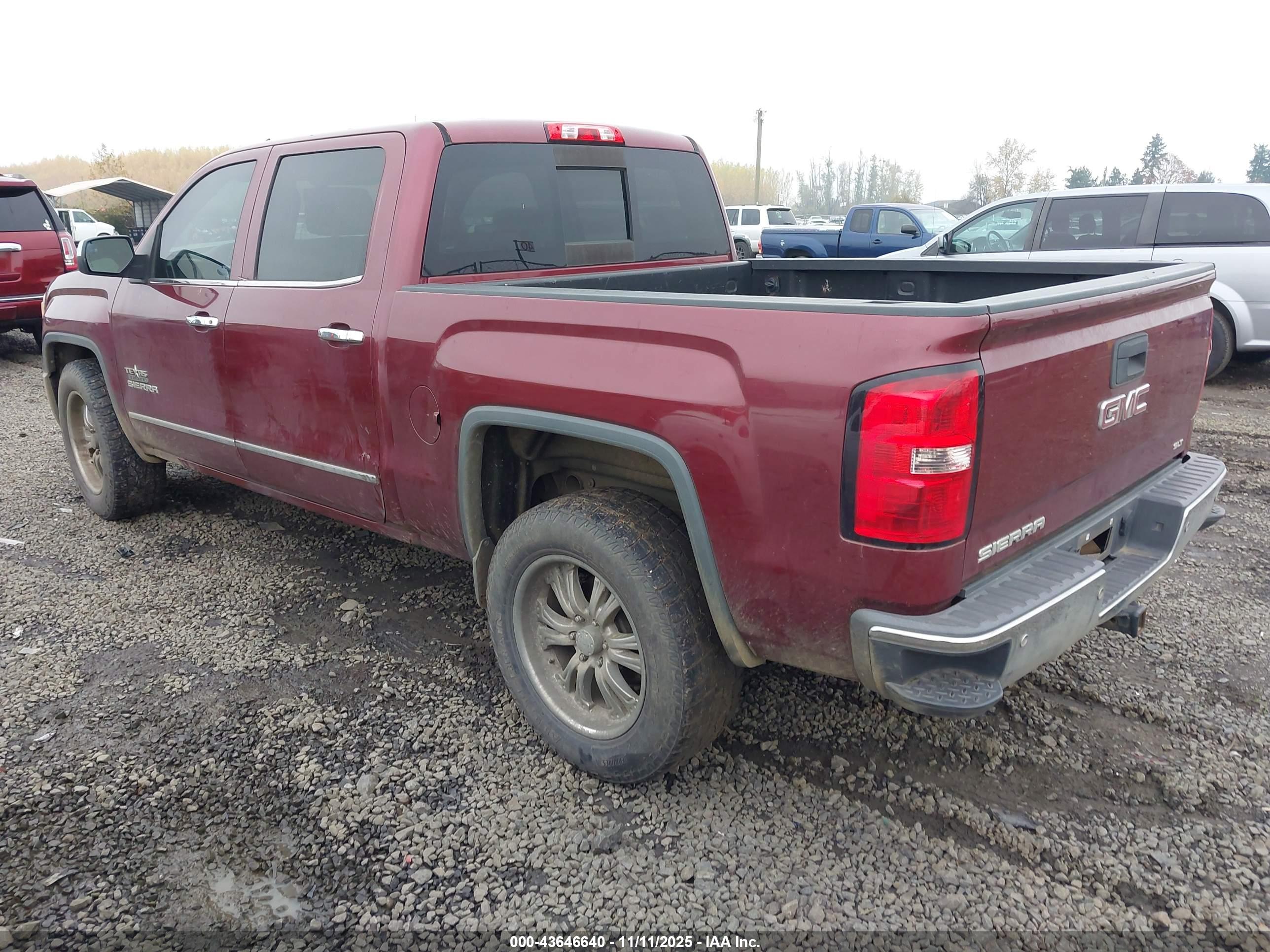 GMC SIERRA image 3