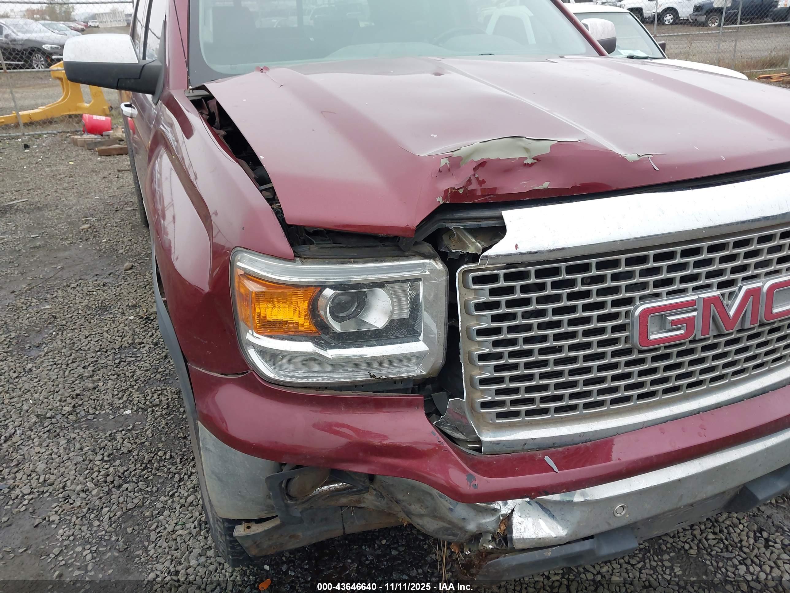 GMC SIERRA image 6