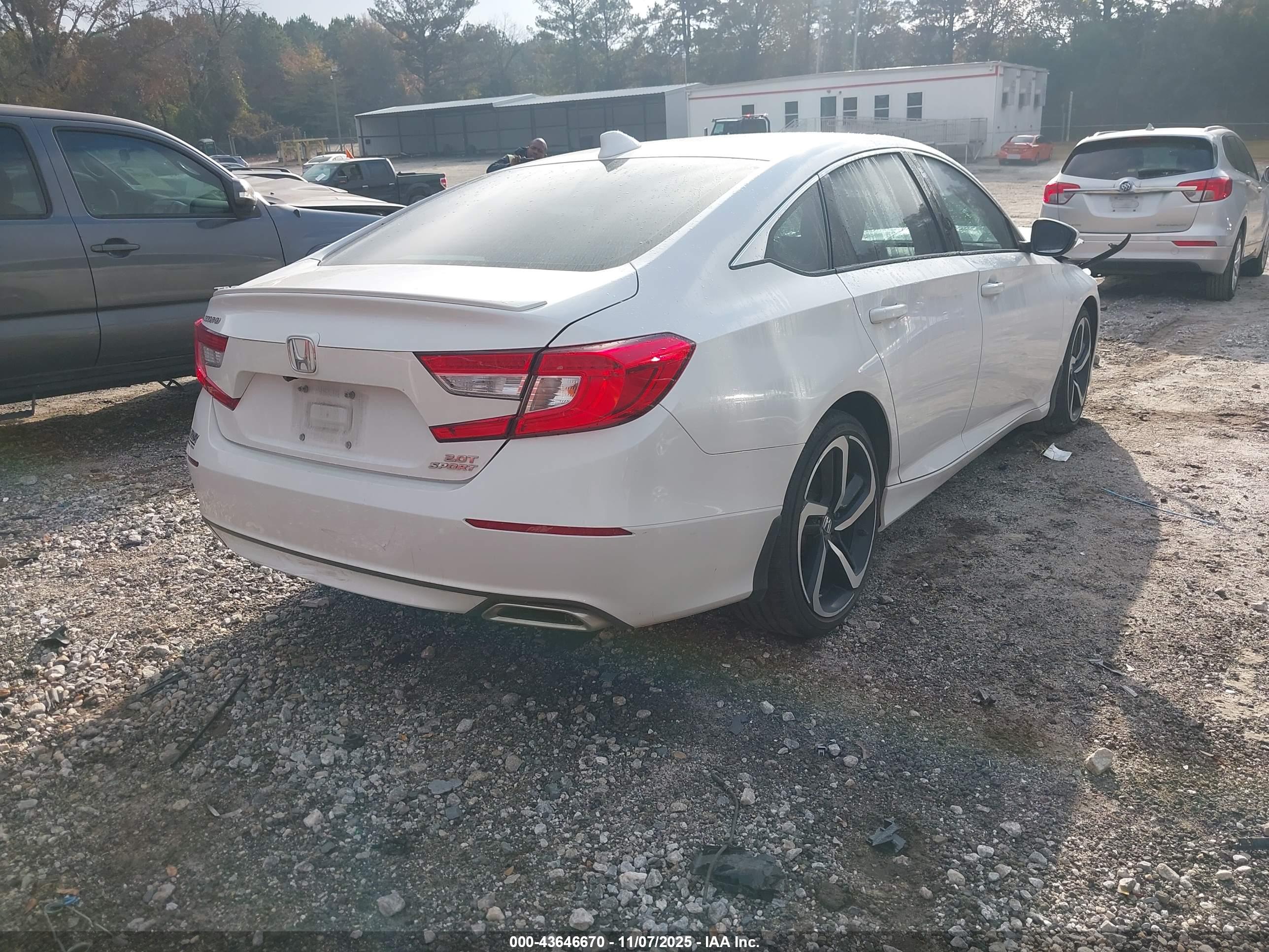 HONDA ACCORD image 4