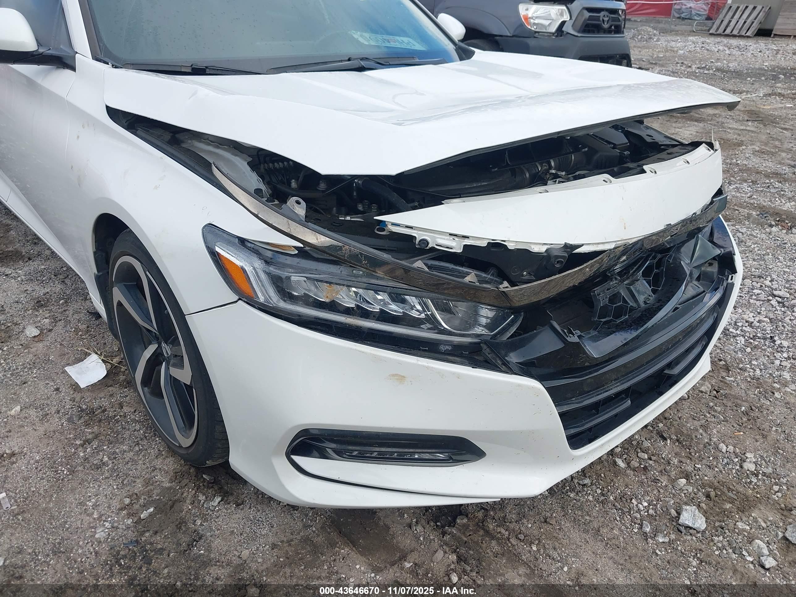 HONDA ACCORD image 6