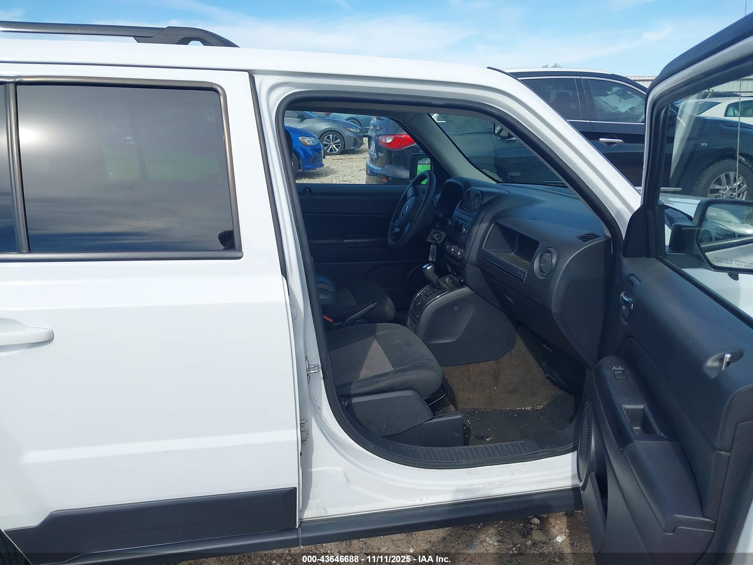 JEEP PATRIOT image 5