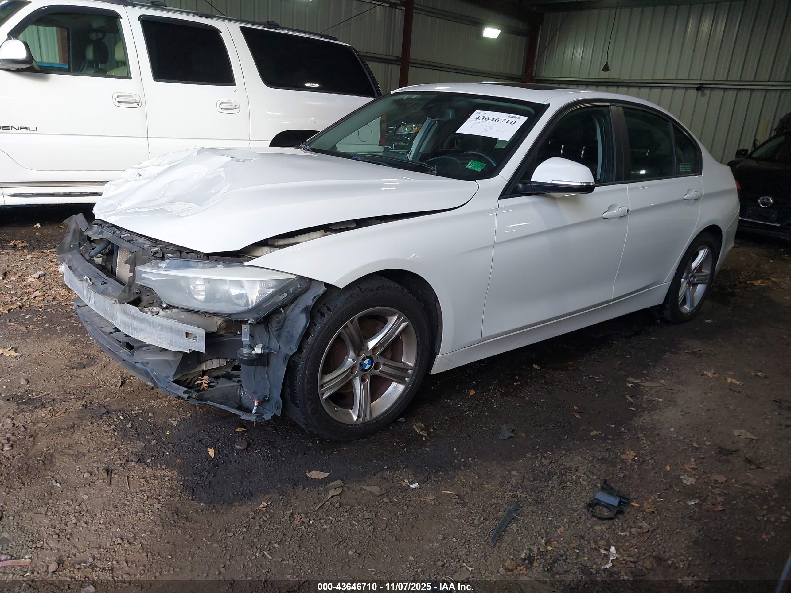 BMW 328I image 2