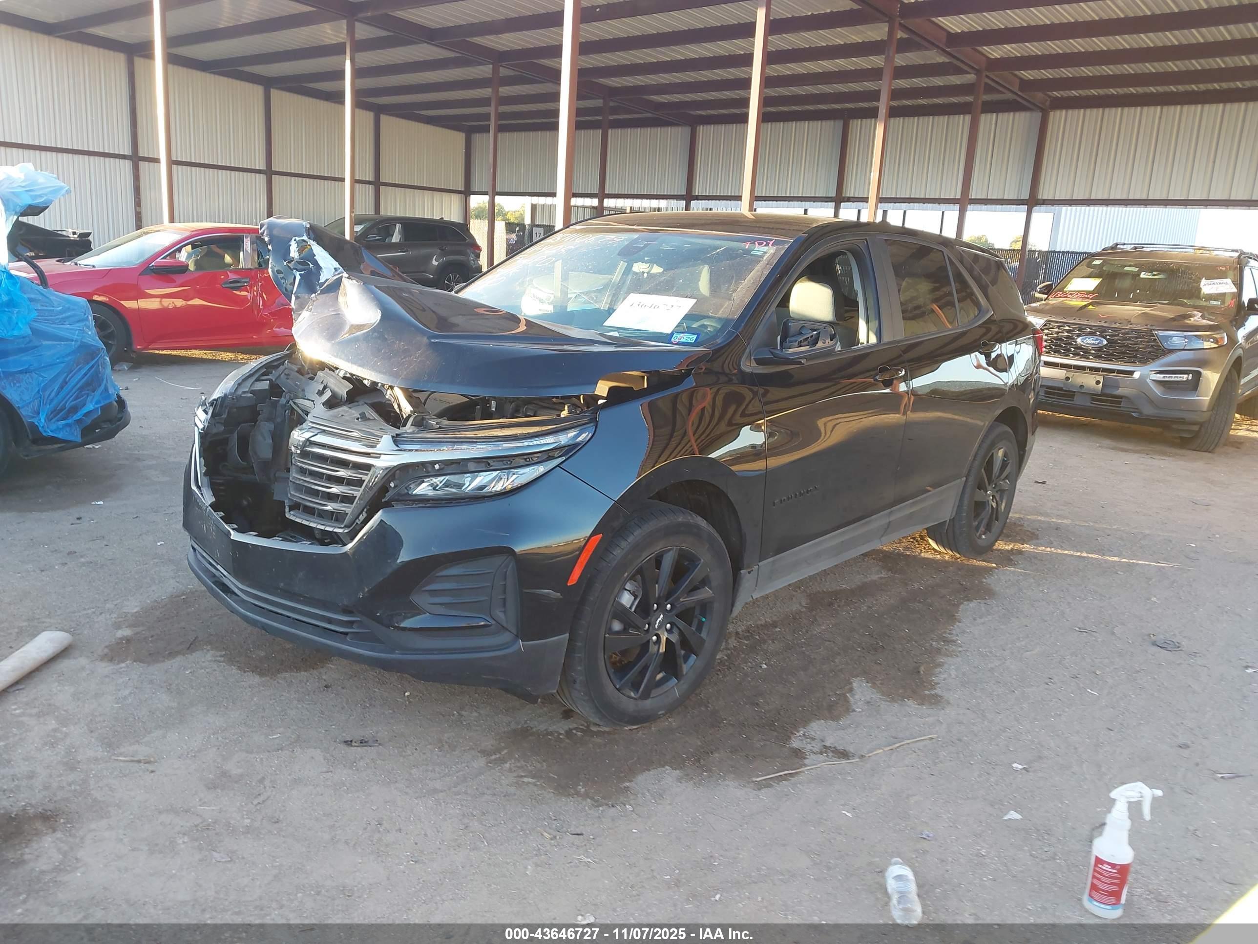 CHEVROLET EQUINOX image 2