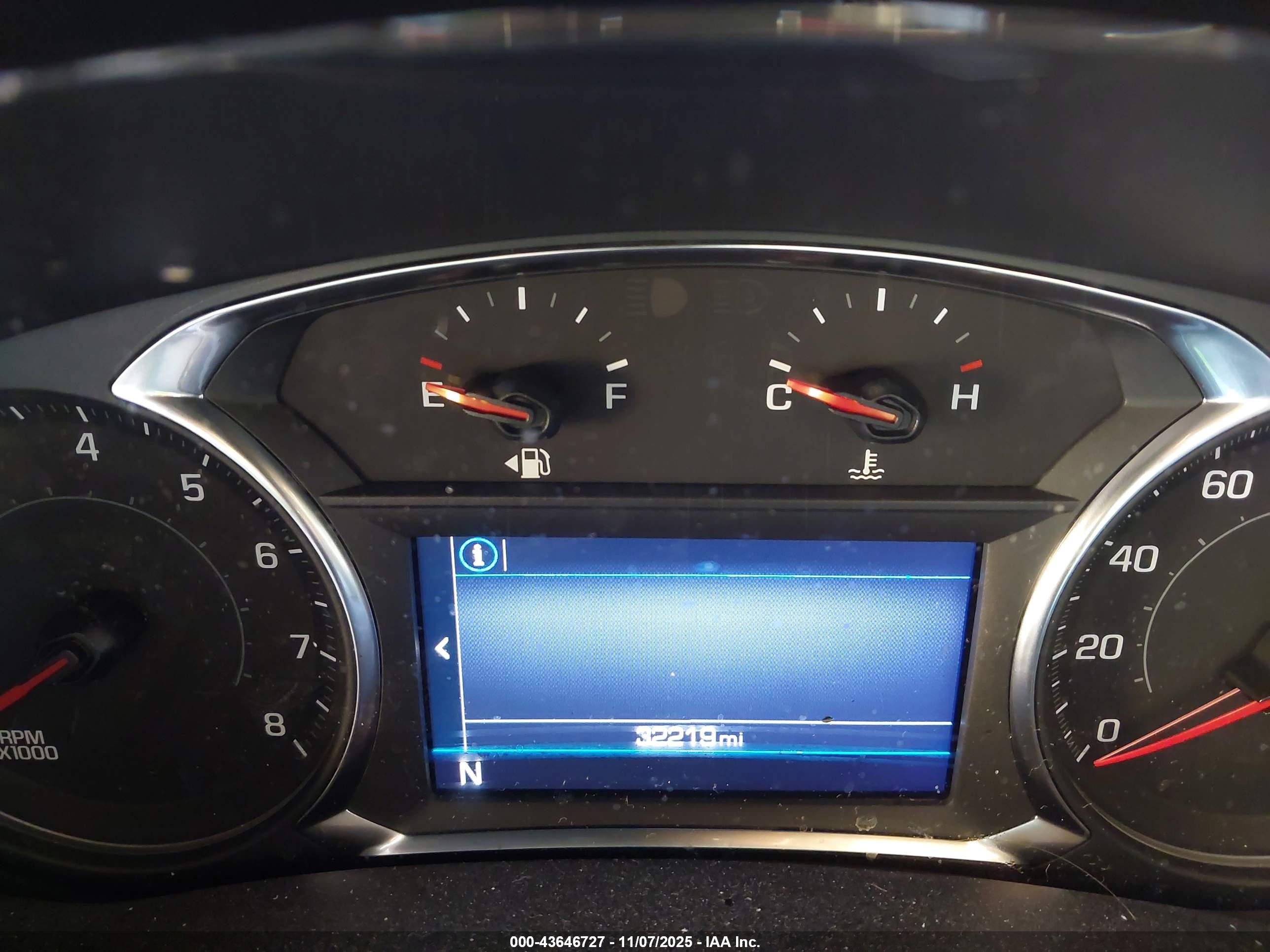 CHEVROLET EQUINOX image 7