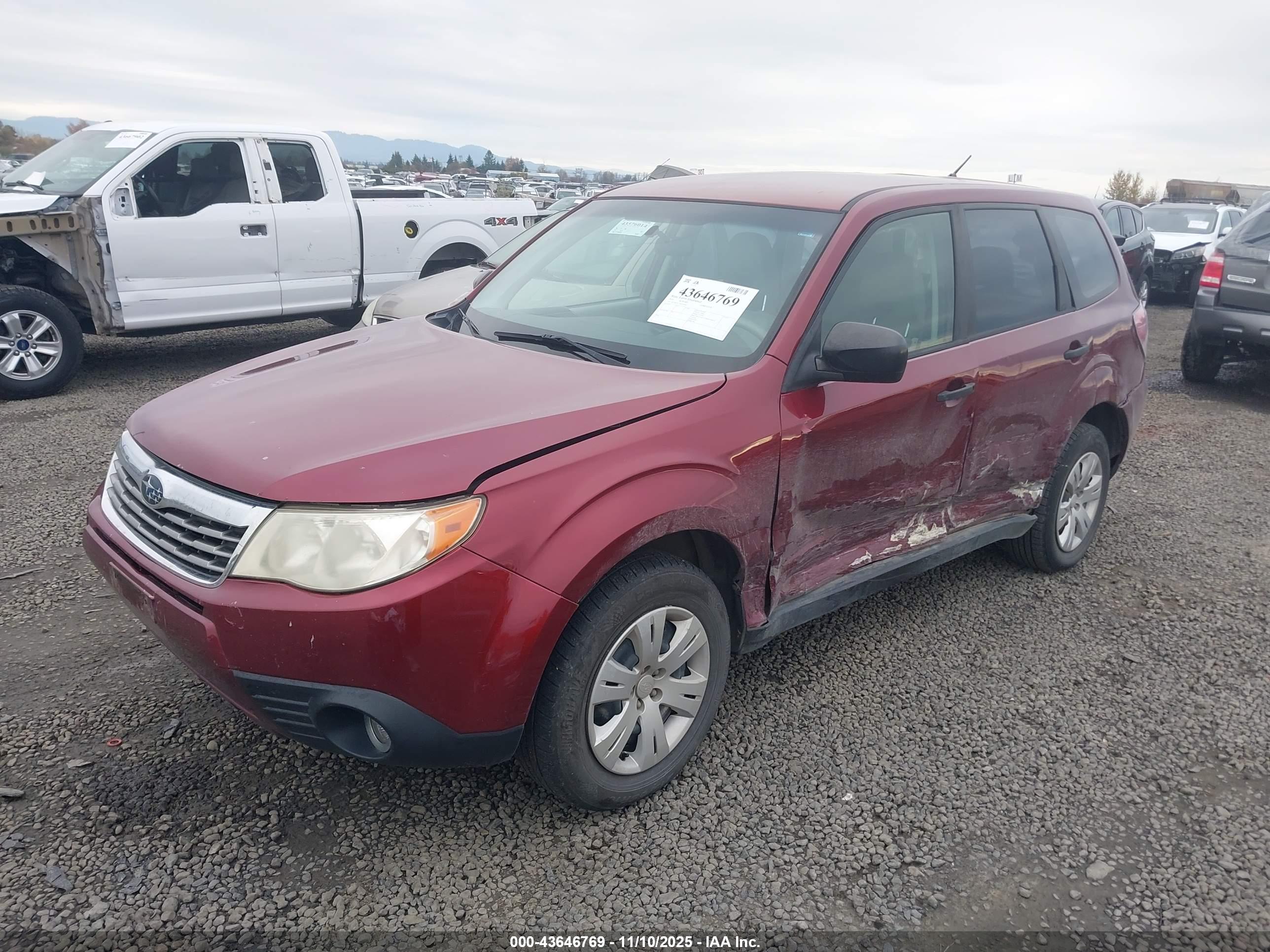SUBARU FORESTER image 2