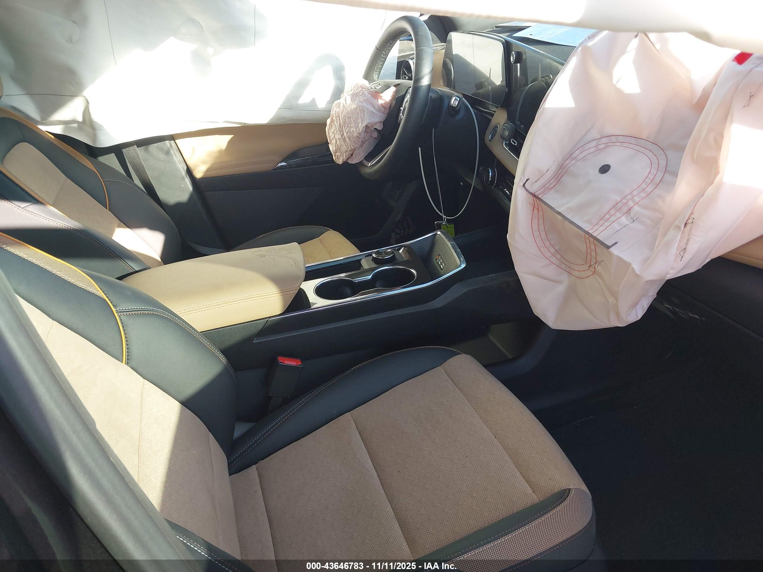 CHEVROLET EQUINOX image 5