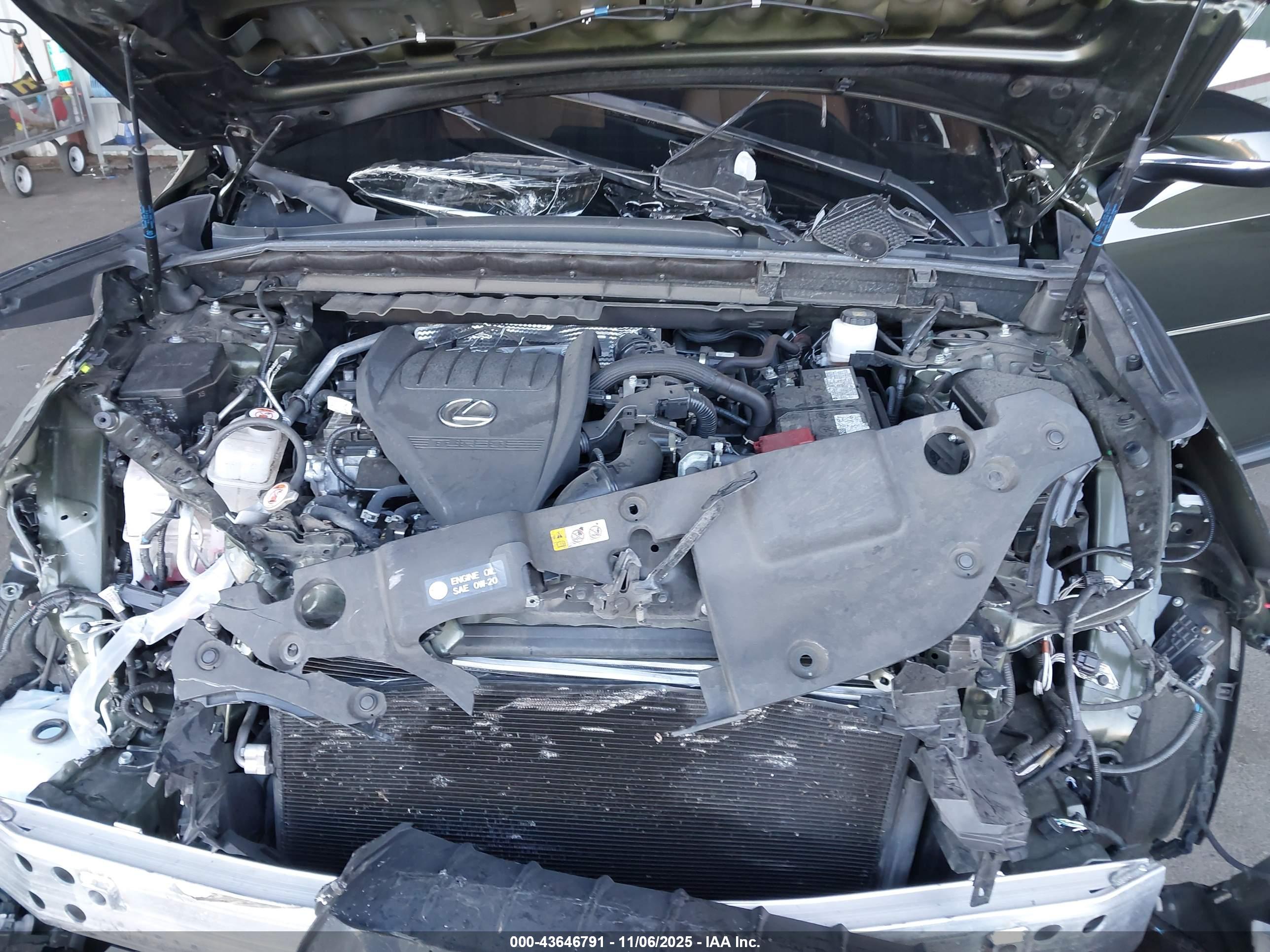 LEXUS NX image 10